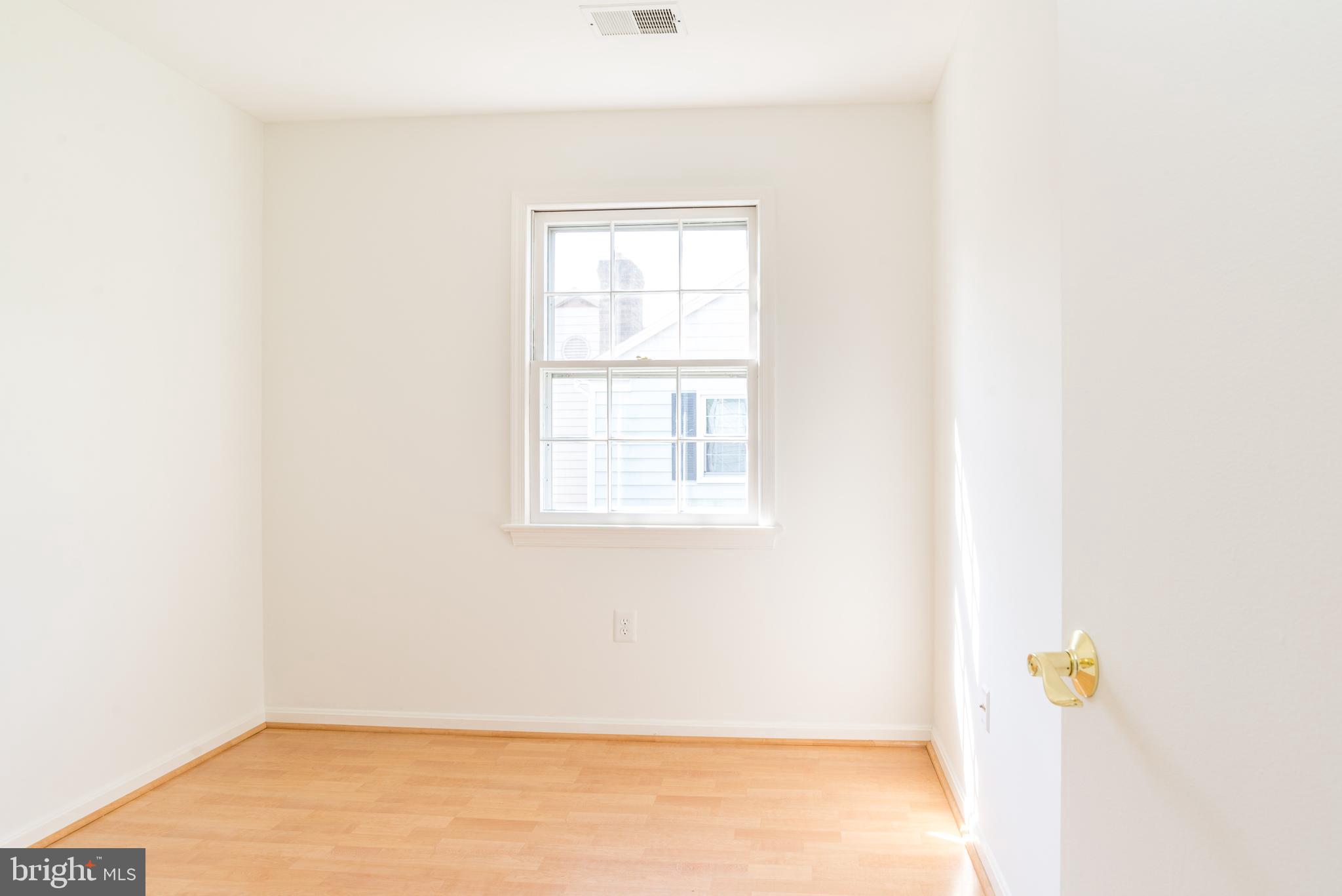 COURTS OF CHANDON - Residential