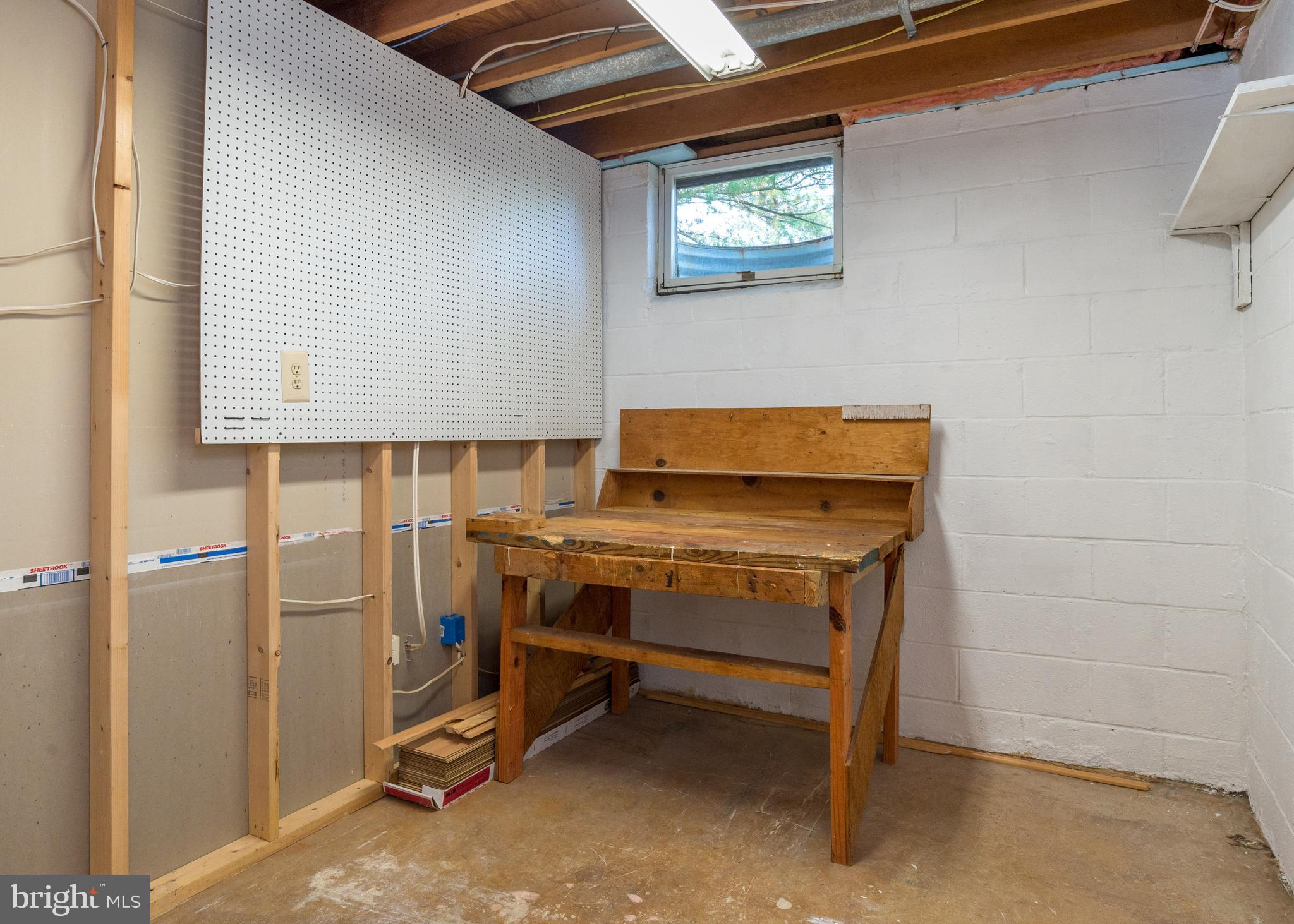 COURTS OF CHANDON - Residential