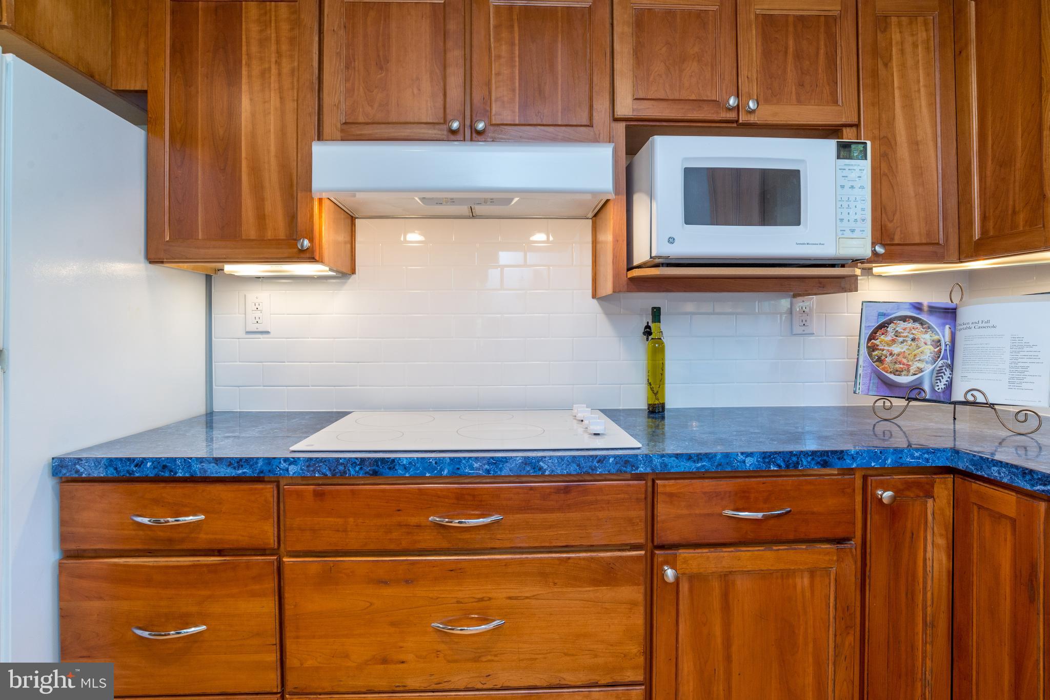 COURTS OF CHANDON - Residential