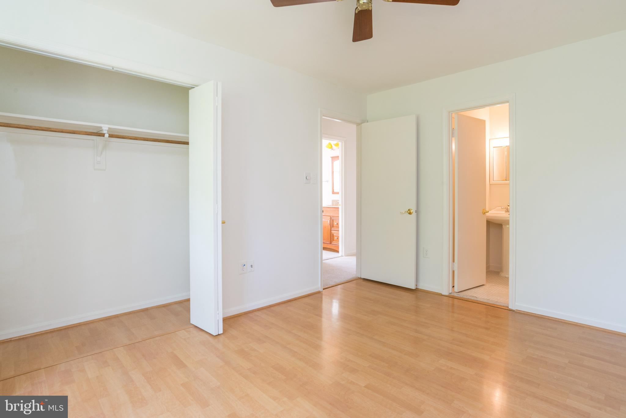 COURTS OF CHANDON - Residential