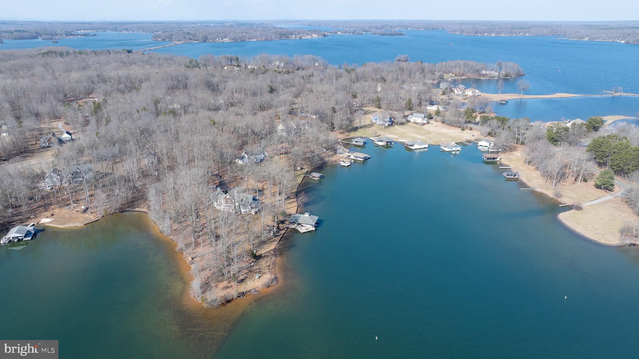 COVENANT COVE - Residential