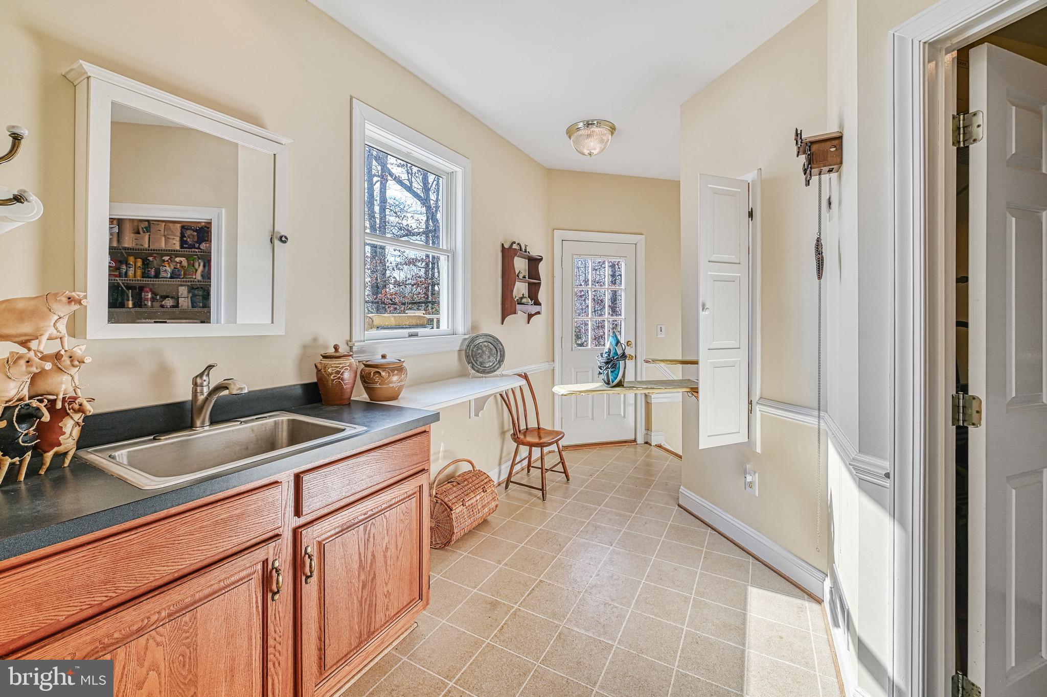 COVENANT COVE - Residential