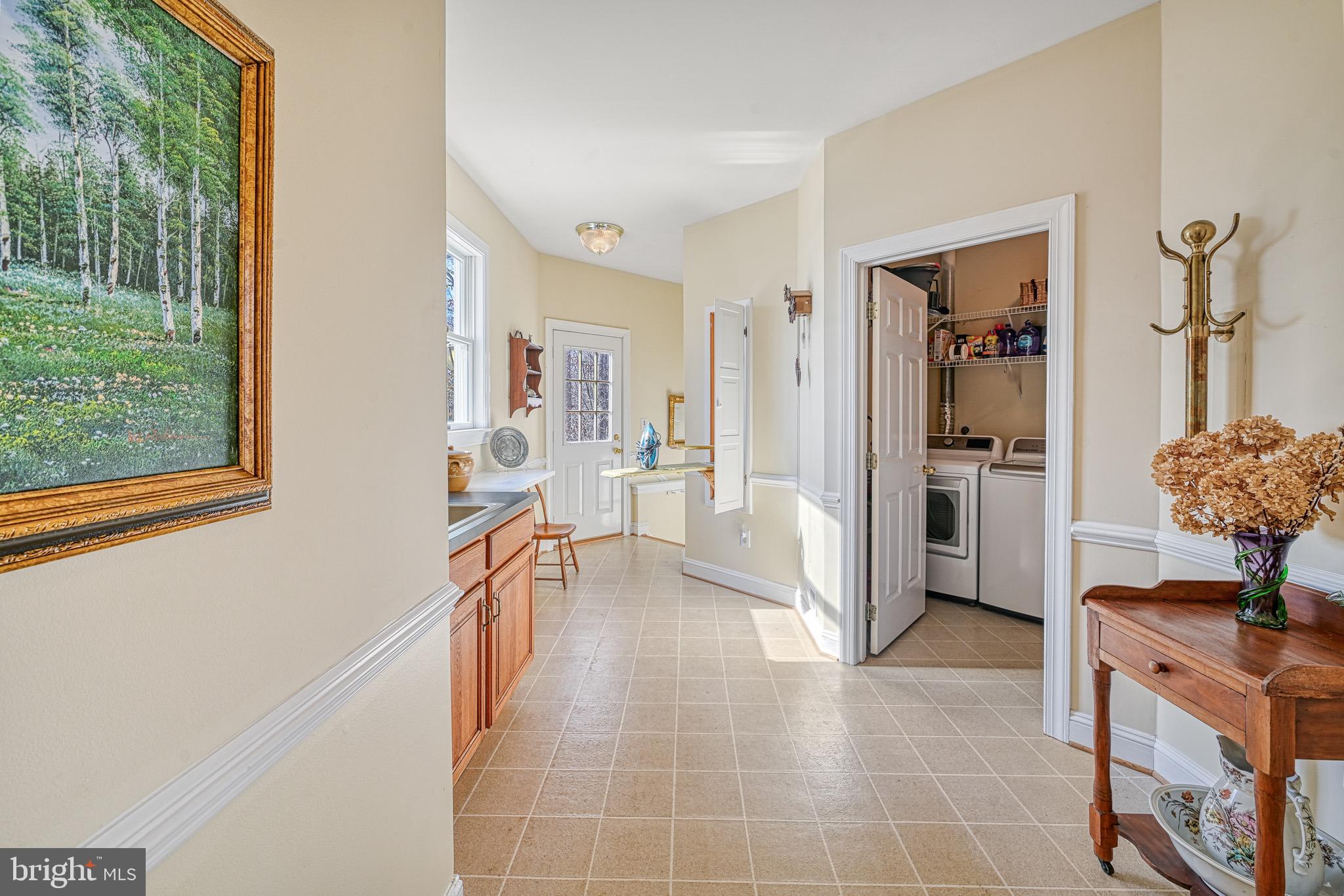 COVENANT COVE - Residential