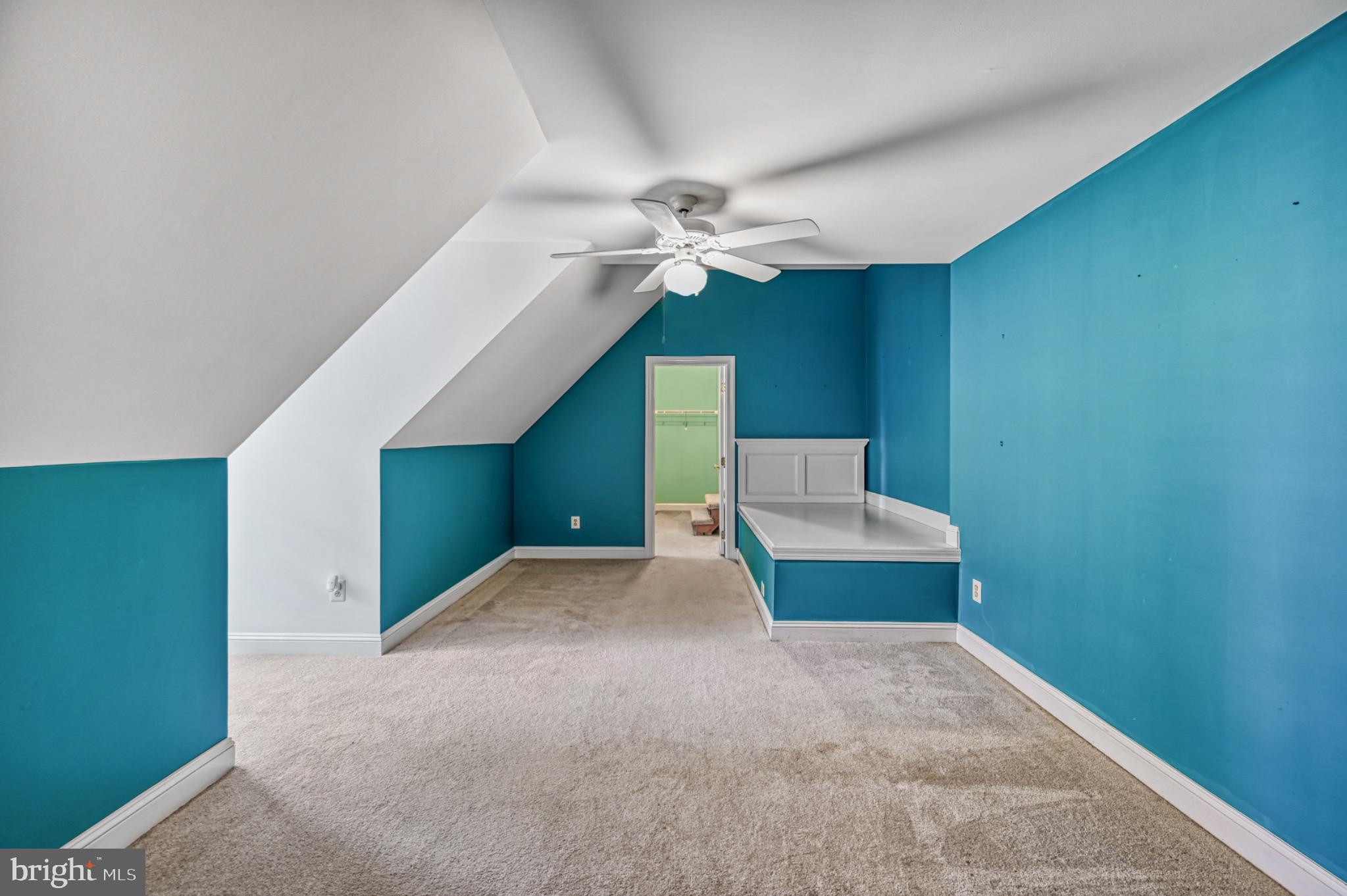 COVENANT COVE - Residential