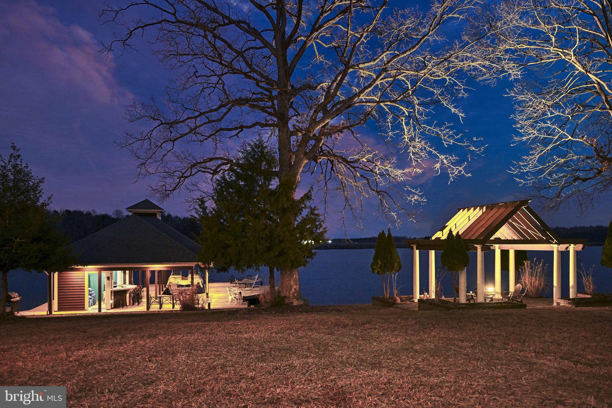 COVENANT COVE - Residential