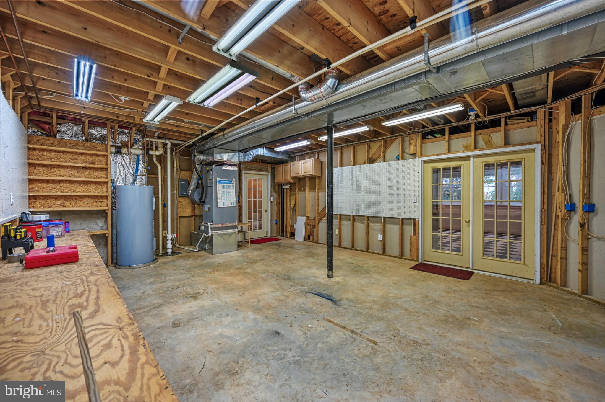 COVENANT COVE - Residential