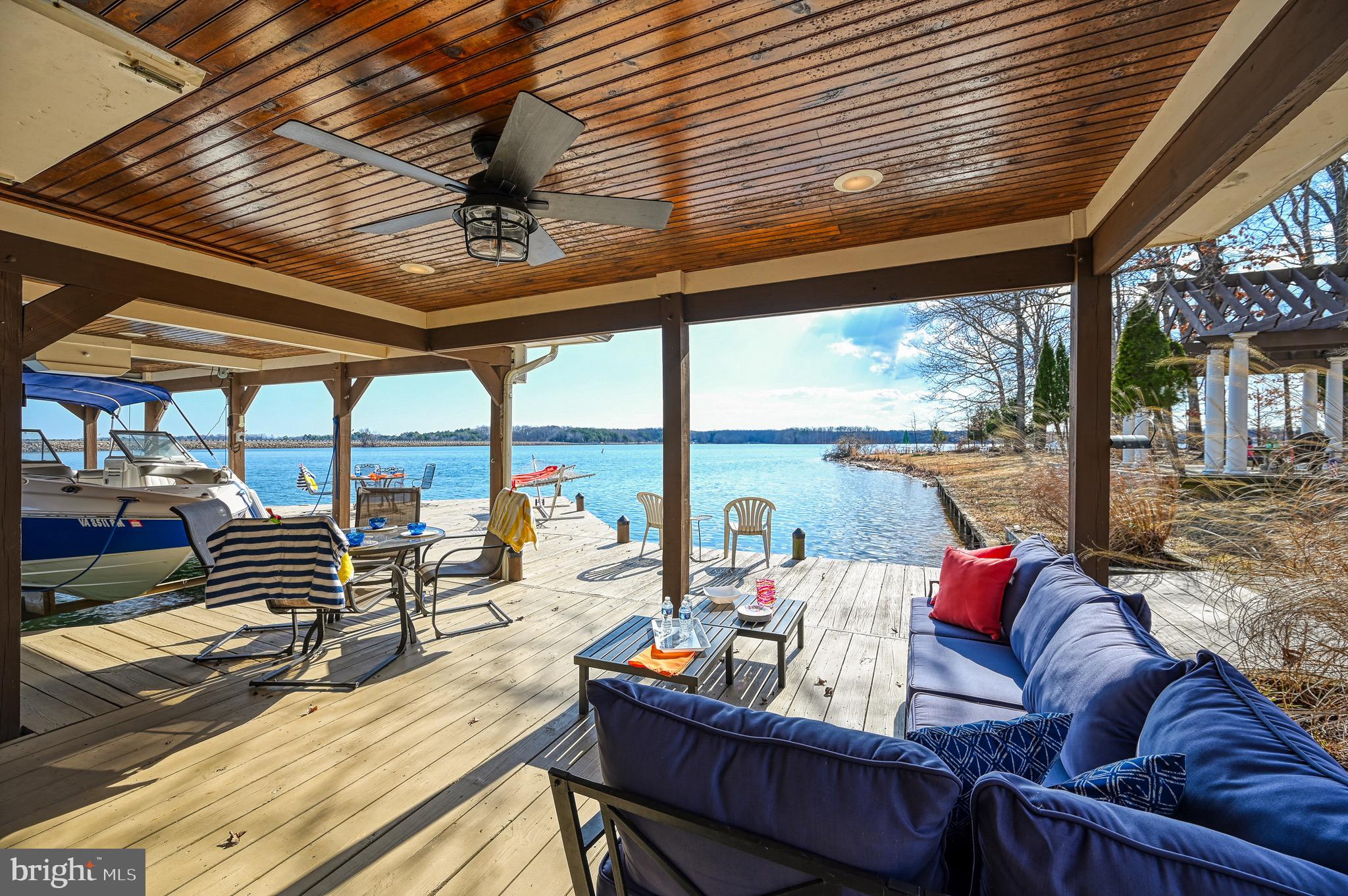 COVENANT COVE - Residential