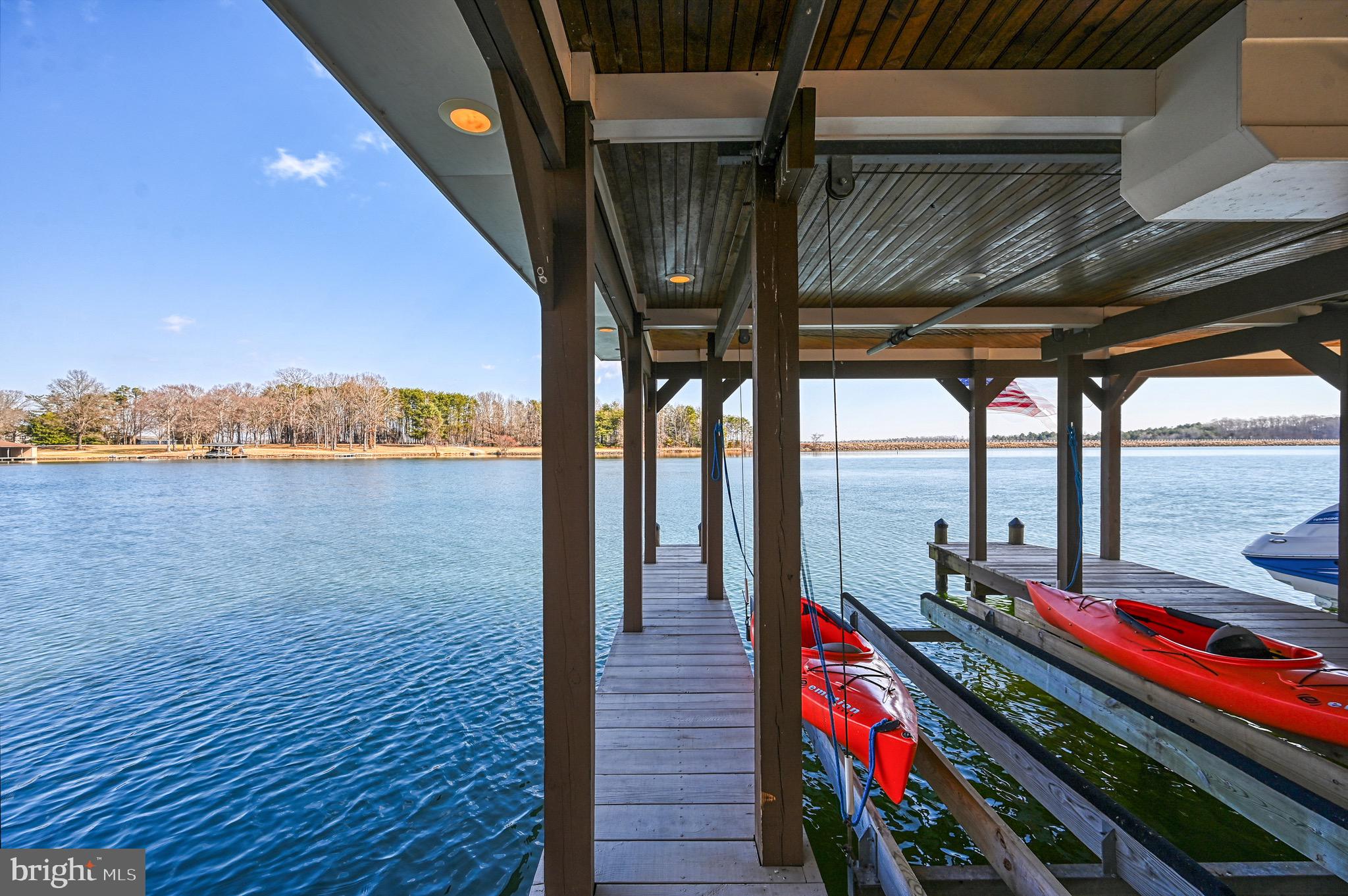 COVENANT COVE - Residential