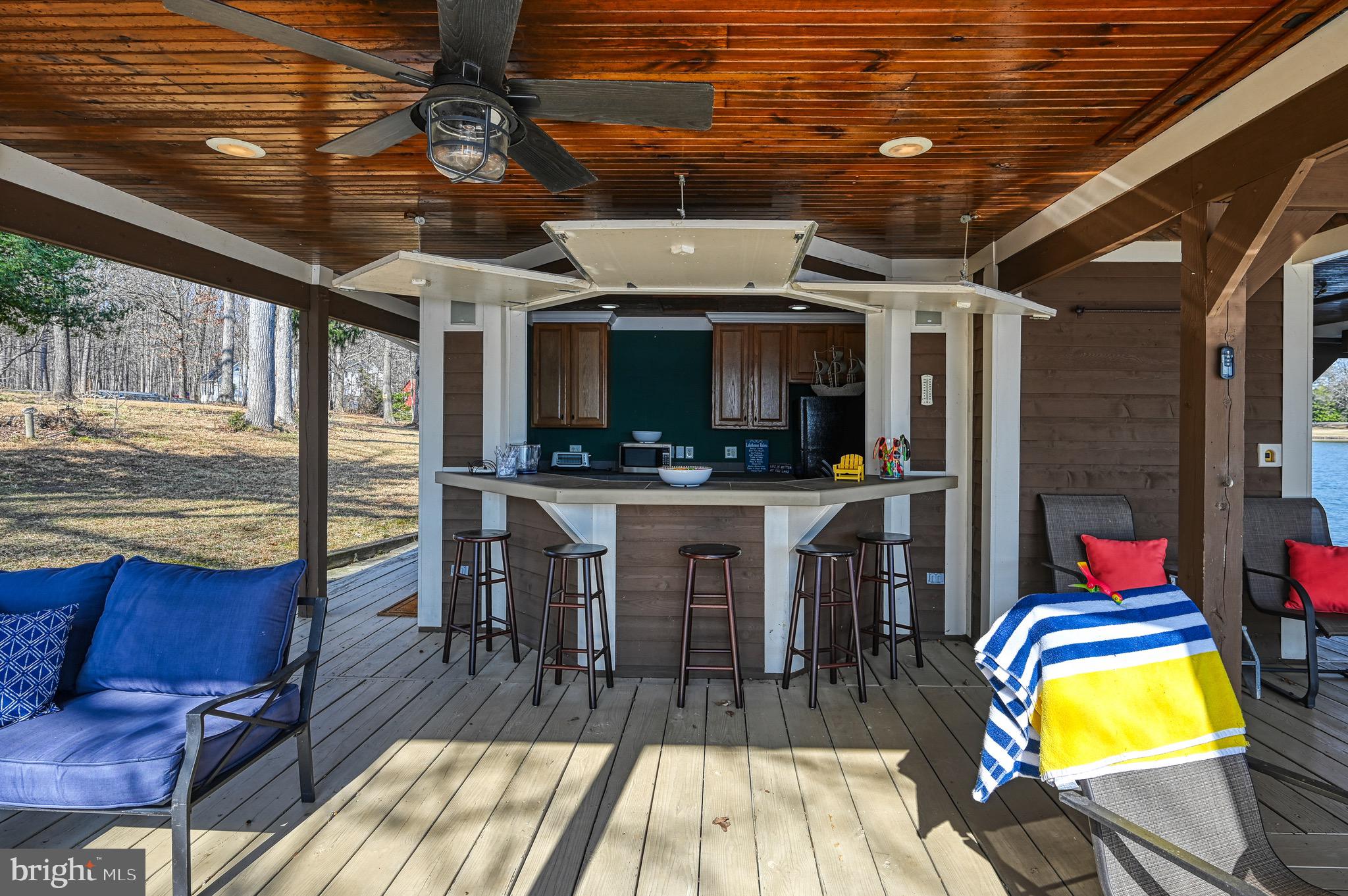 COVENANT COVE - Residential