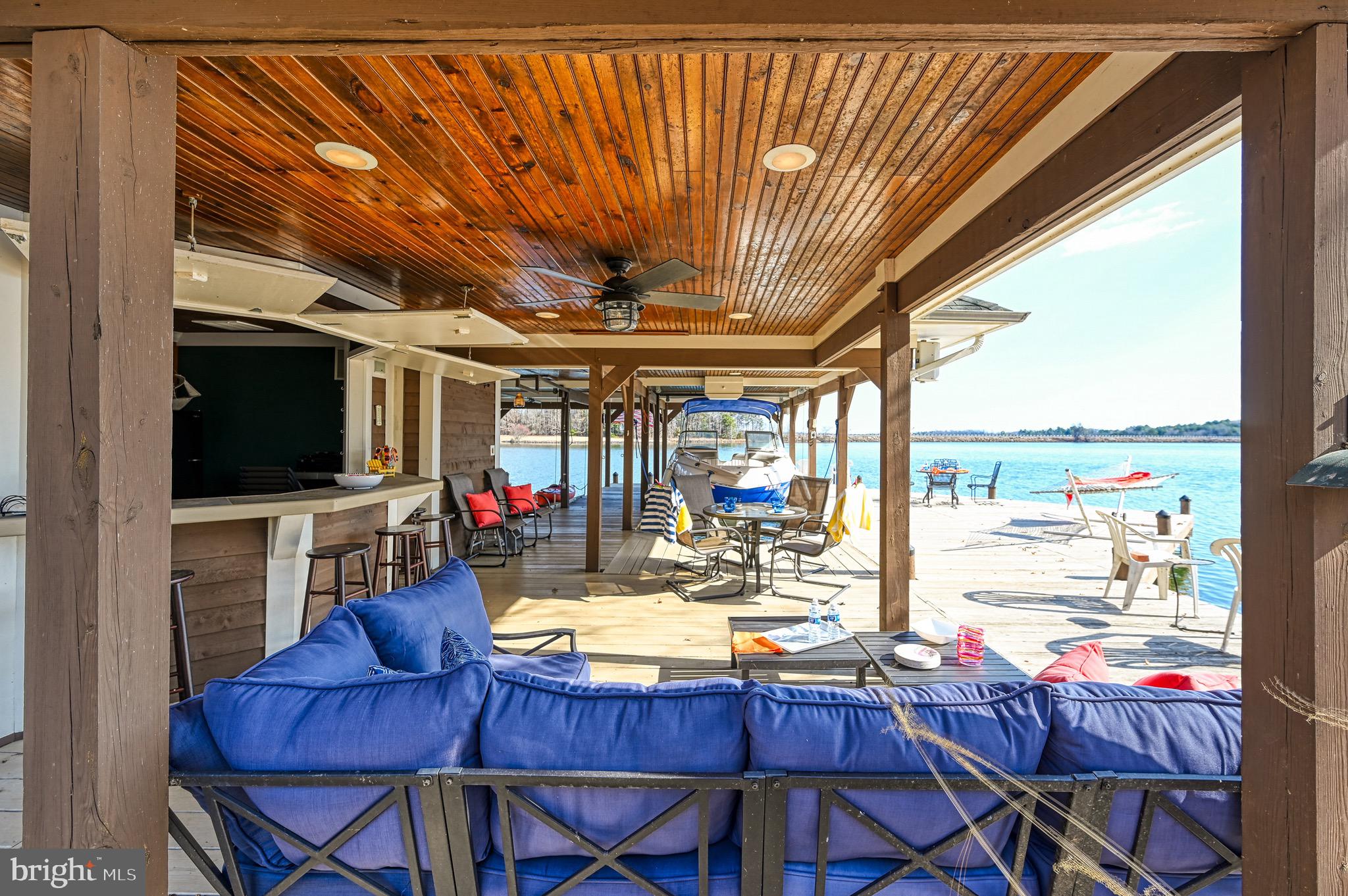 COVENANT COVE - Residential