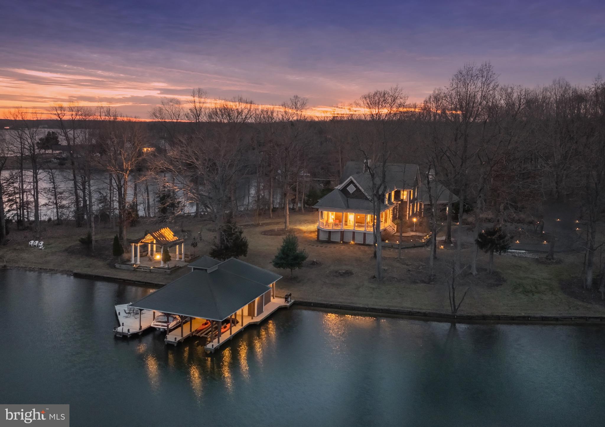 COVENANT COVE - Residential