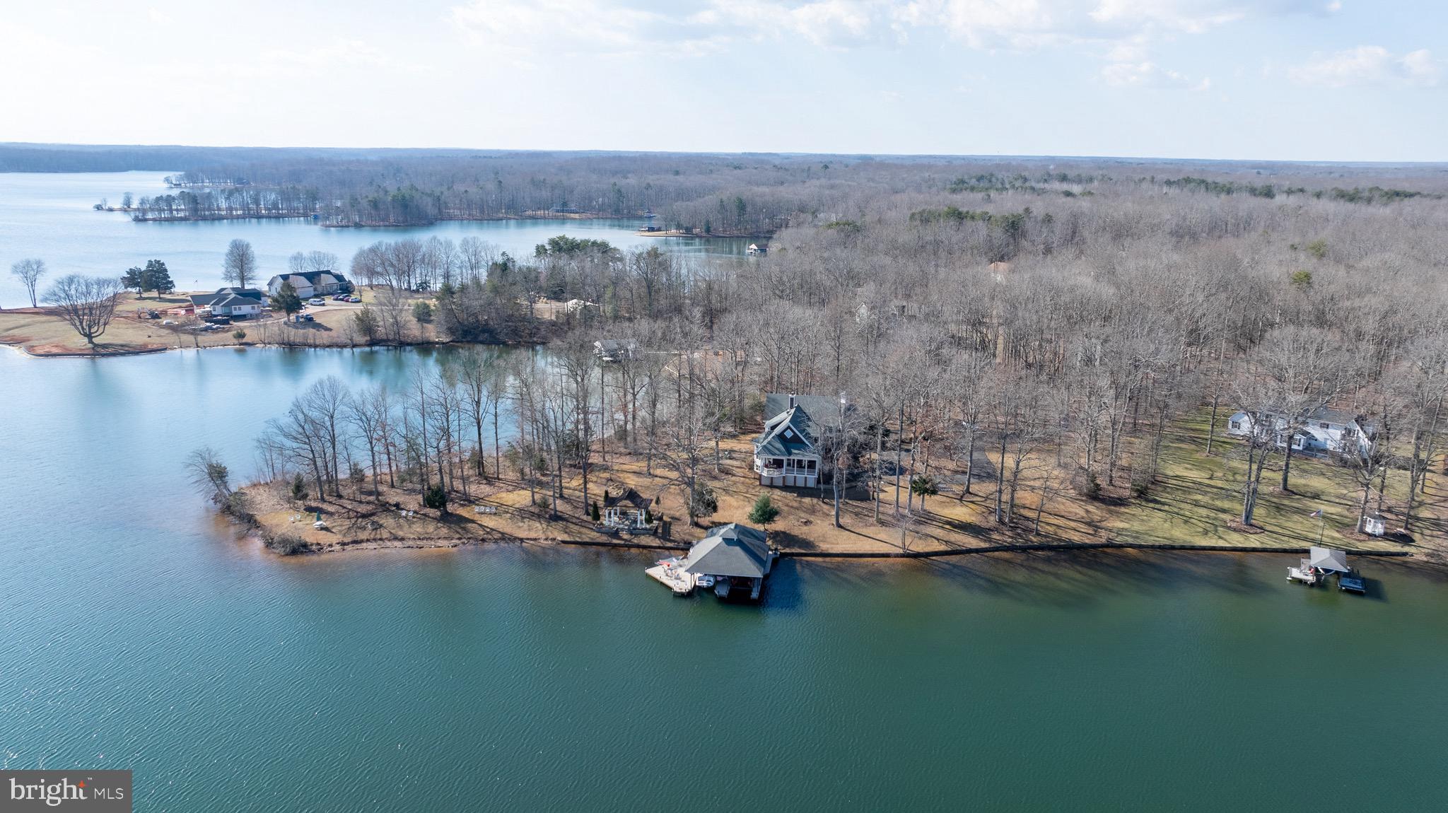 COVENANT COVE - Residential