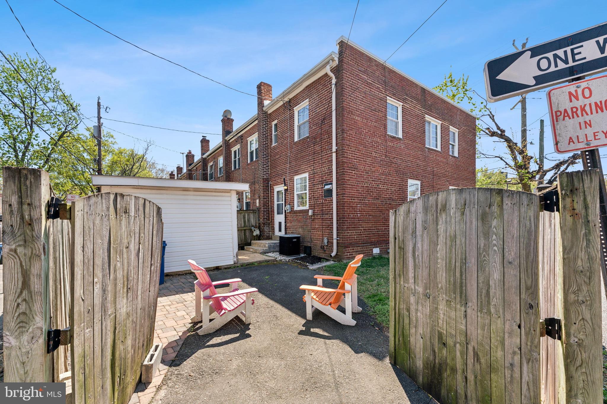 HUME SPRINGS - Residential