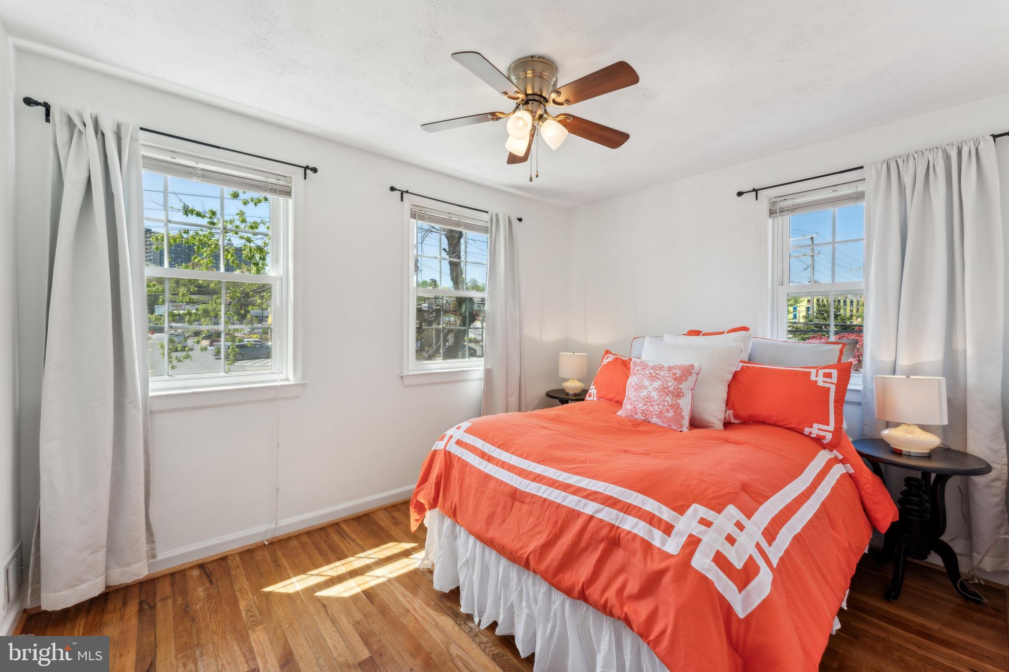 HUME SPRINGS - Residential