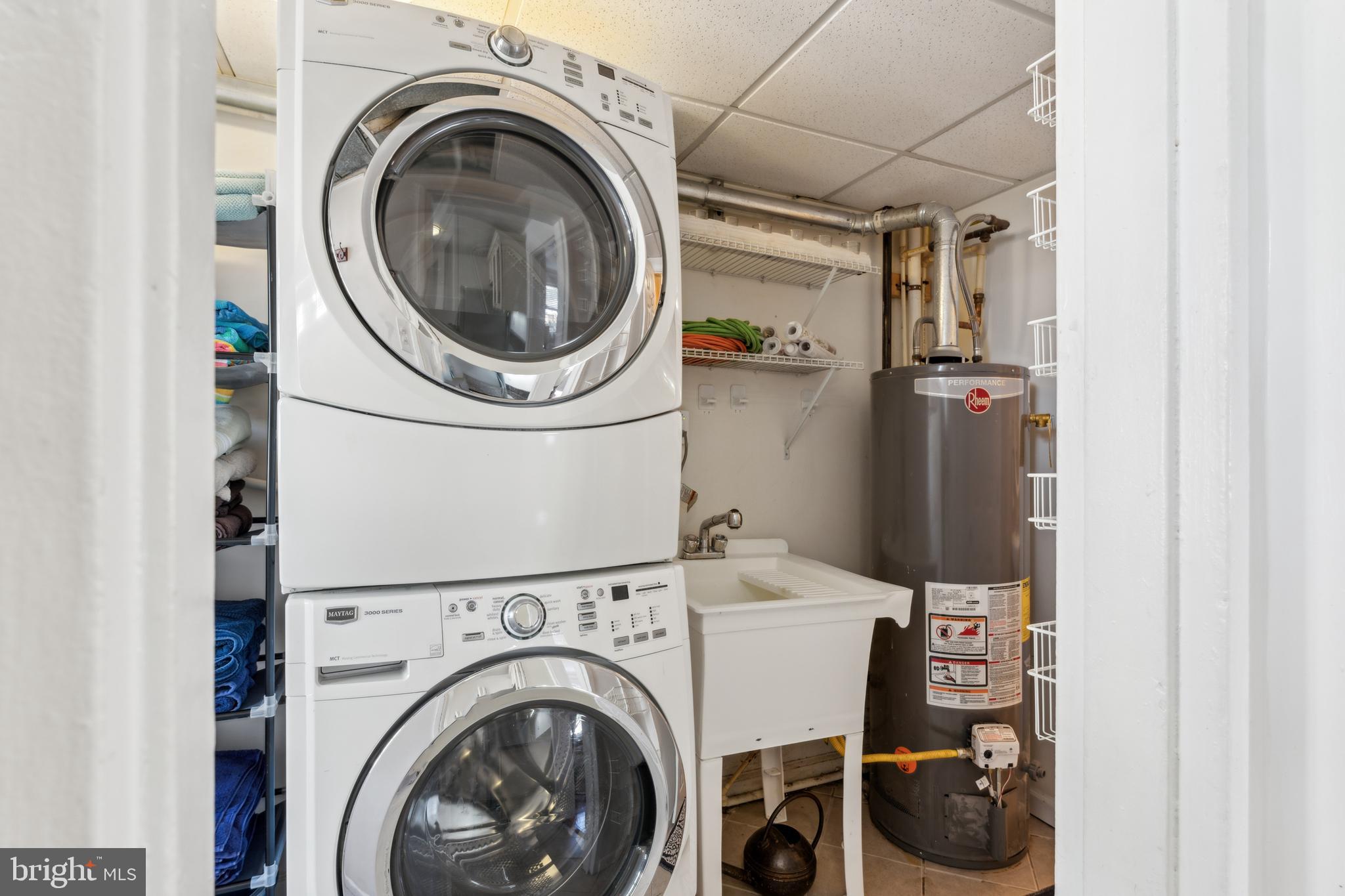 HUME SPRINGS - Residential