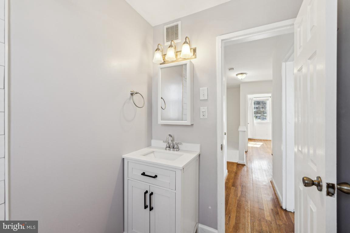 HUME SPRINGS - Residential