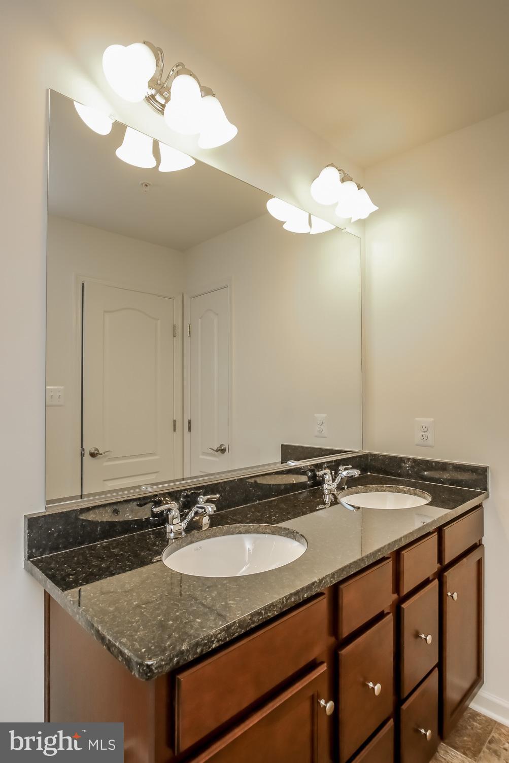 JACOBS FOREST - Residential Lease