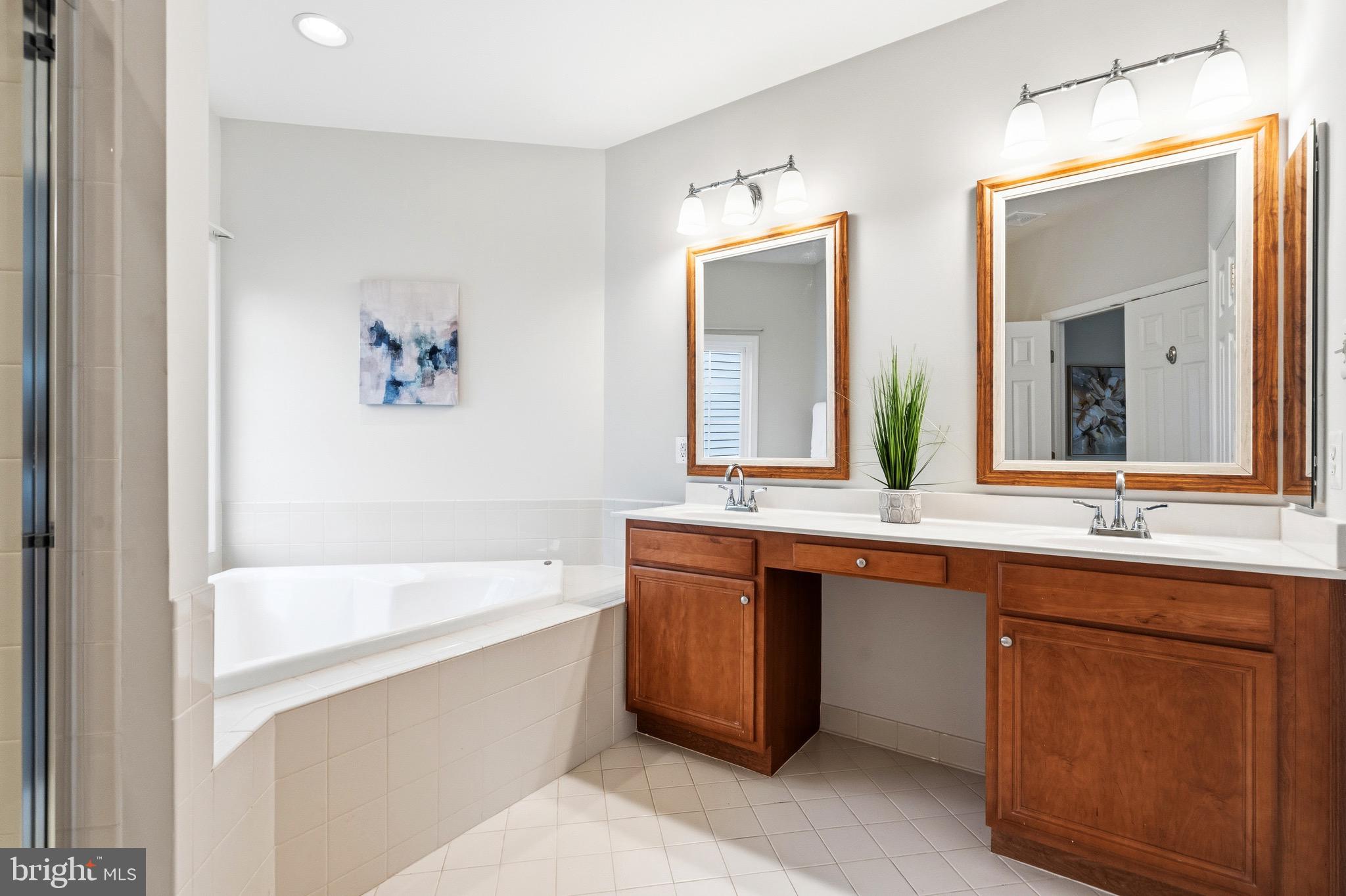 STONE RIDGE NORTH - Residential