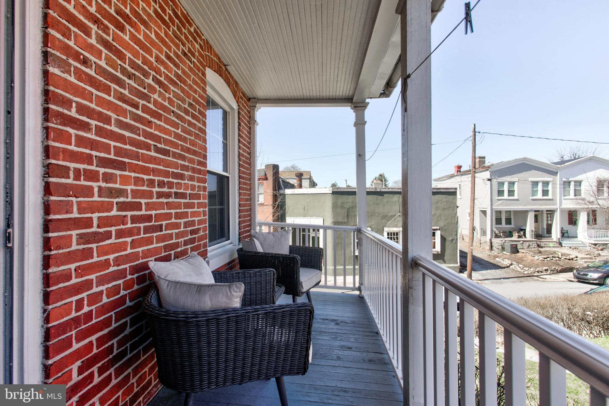 LANCASTER - Residential