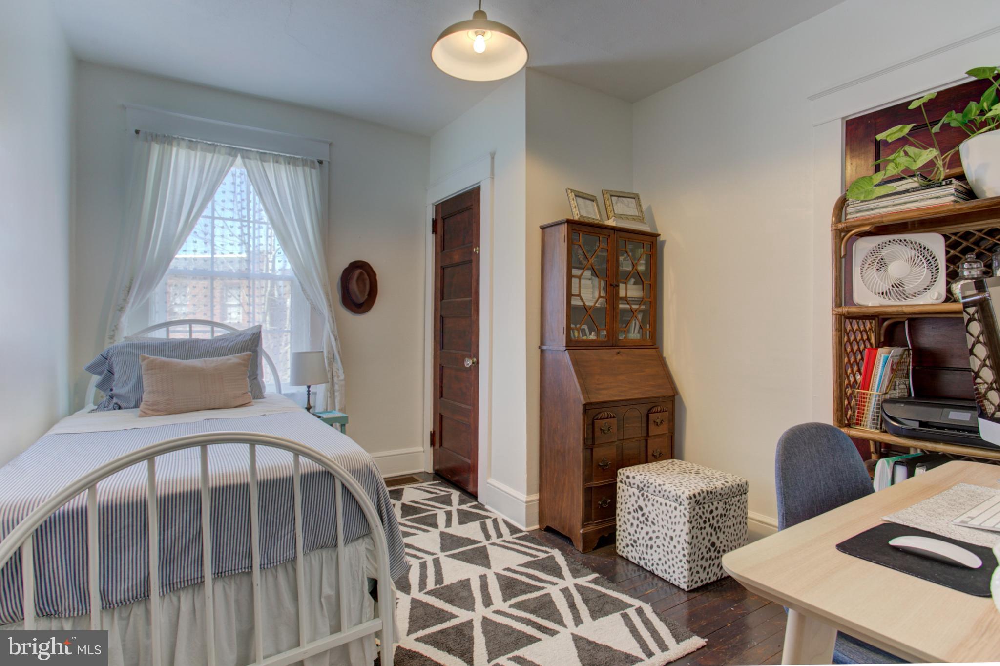 LANCASTER - Residential