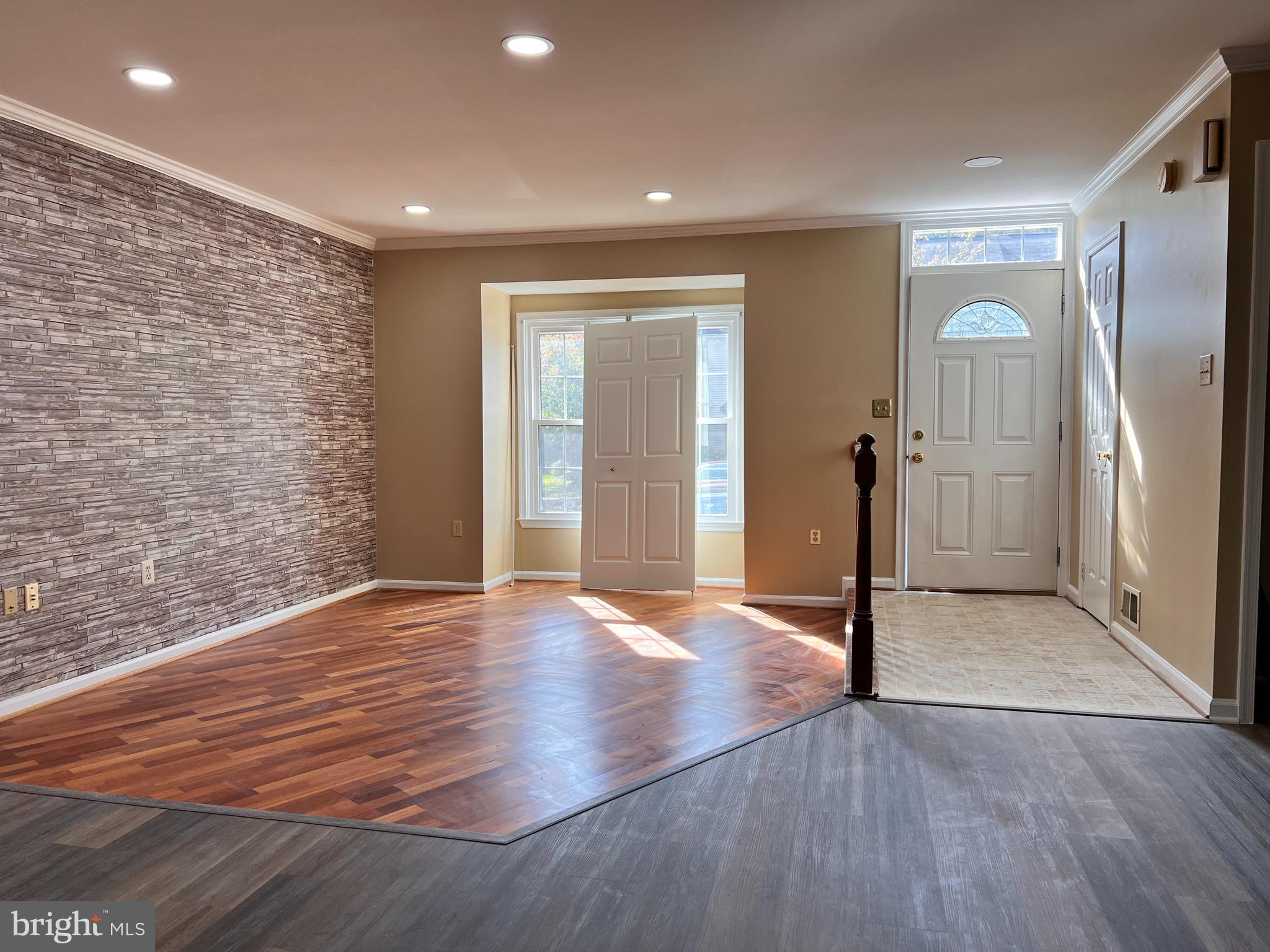 HERITAGE ESTATES - Residential Lease