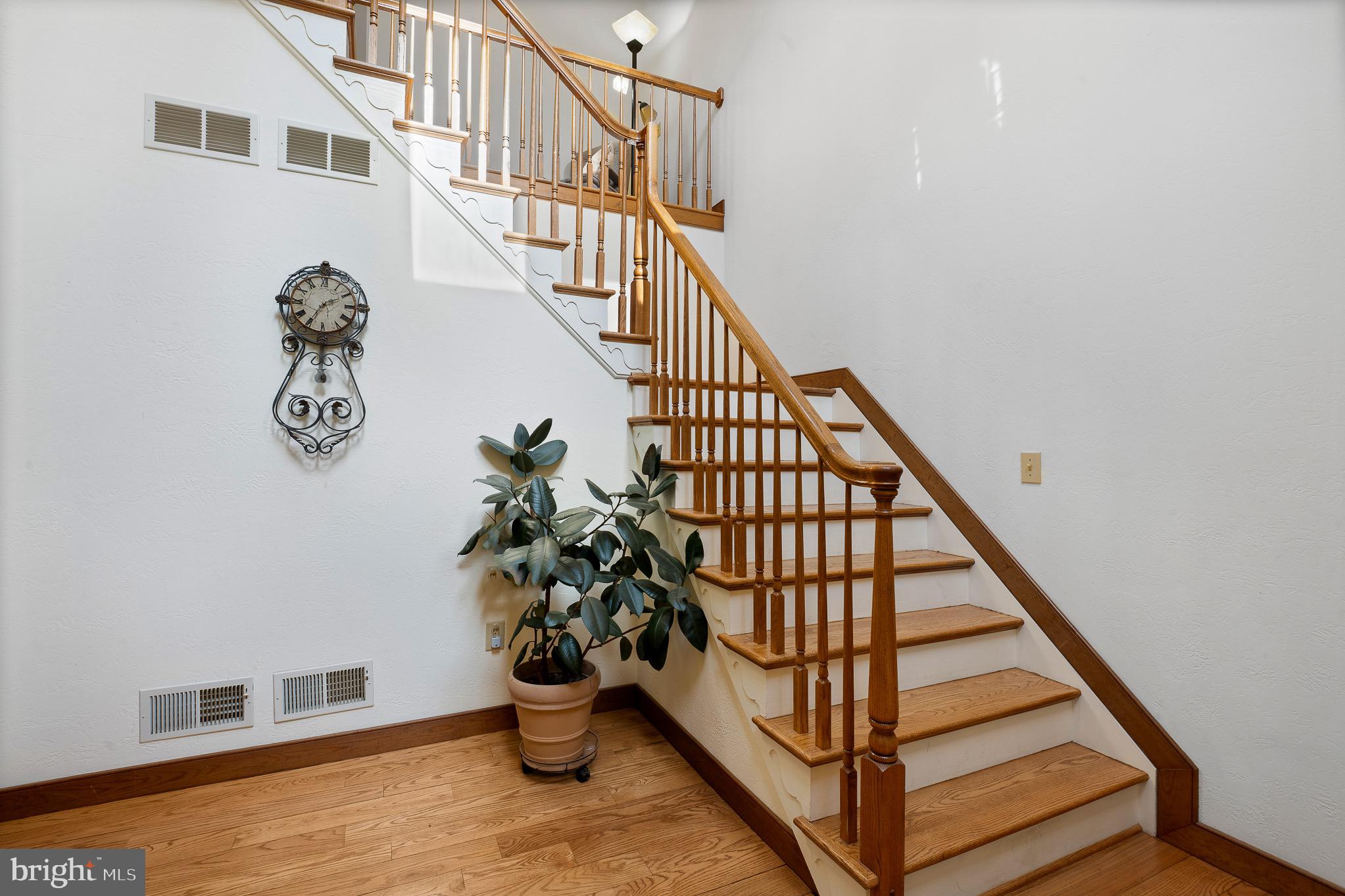 HOPE VALLEY HILLS - Residential