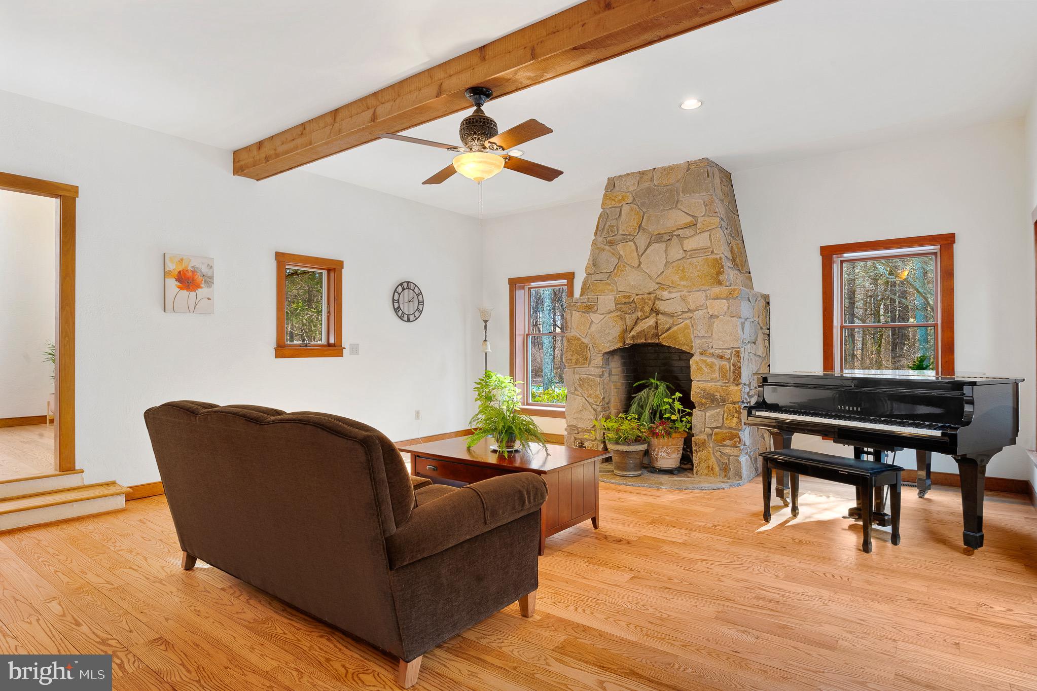 HOPE VALLEY HILLS - Residential