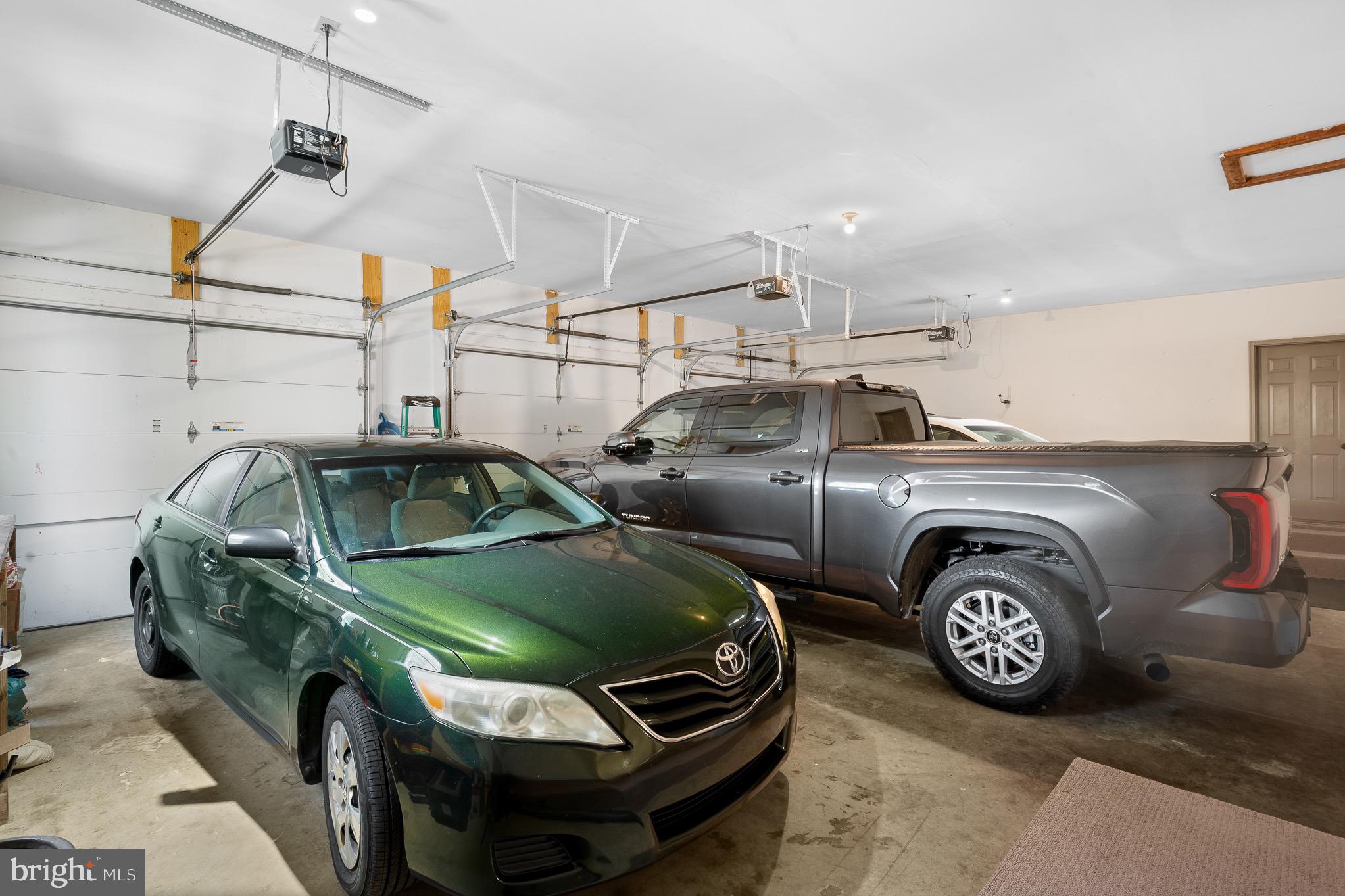 HOPE VALLEY HILLS - Residential