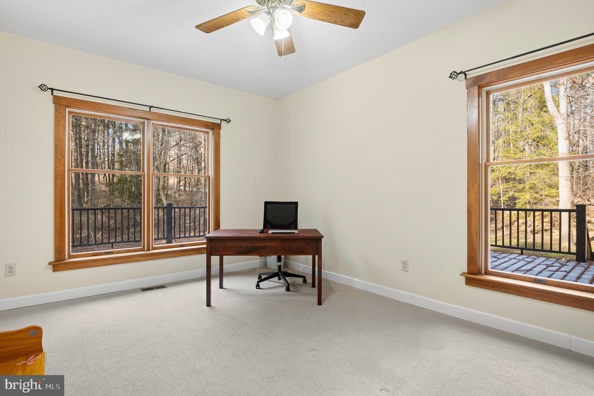 HOPE VALLEY HILLS - Residential