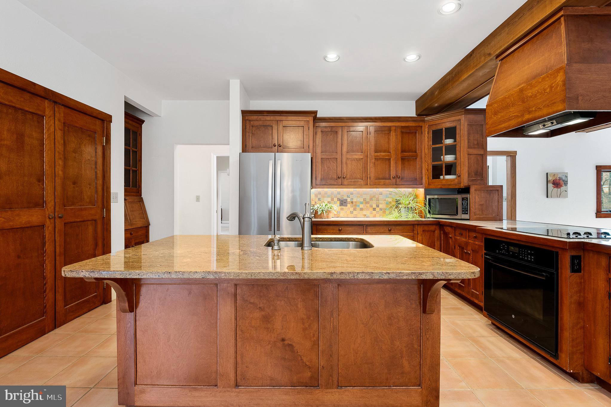 HOPE VALLEY HILLS - Residential