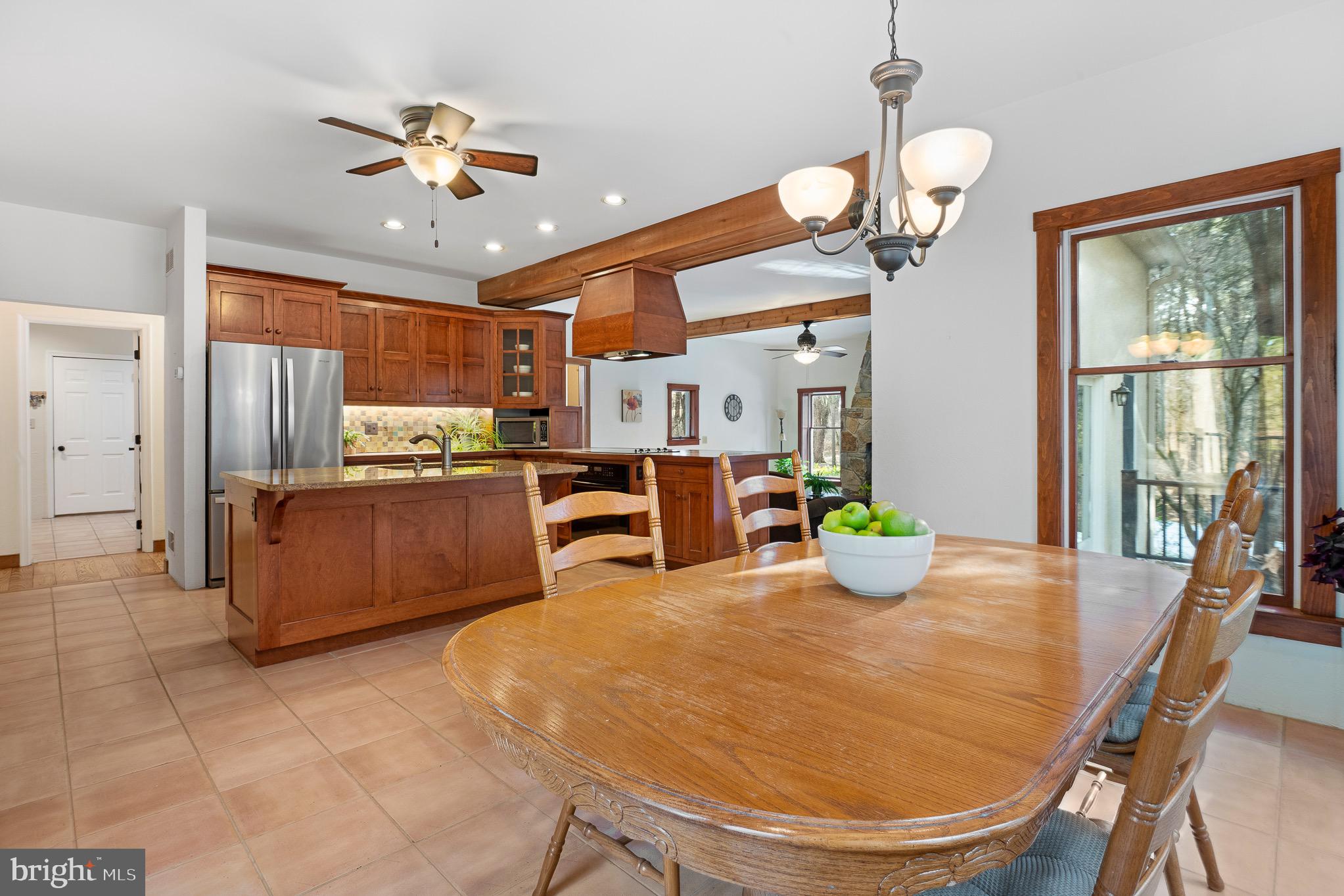 HOPE VALLEY HILLS - Residential