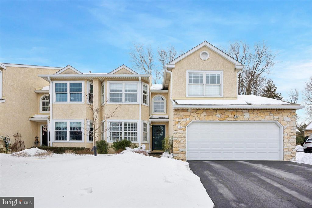 Photo of 201 Crystal Court, BLUE BELL, PA 19422 (MLS # PAMC2167146)