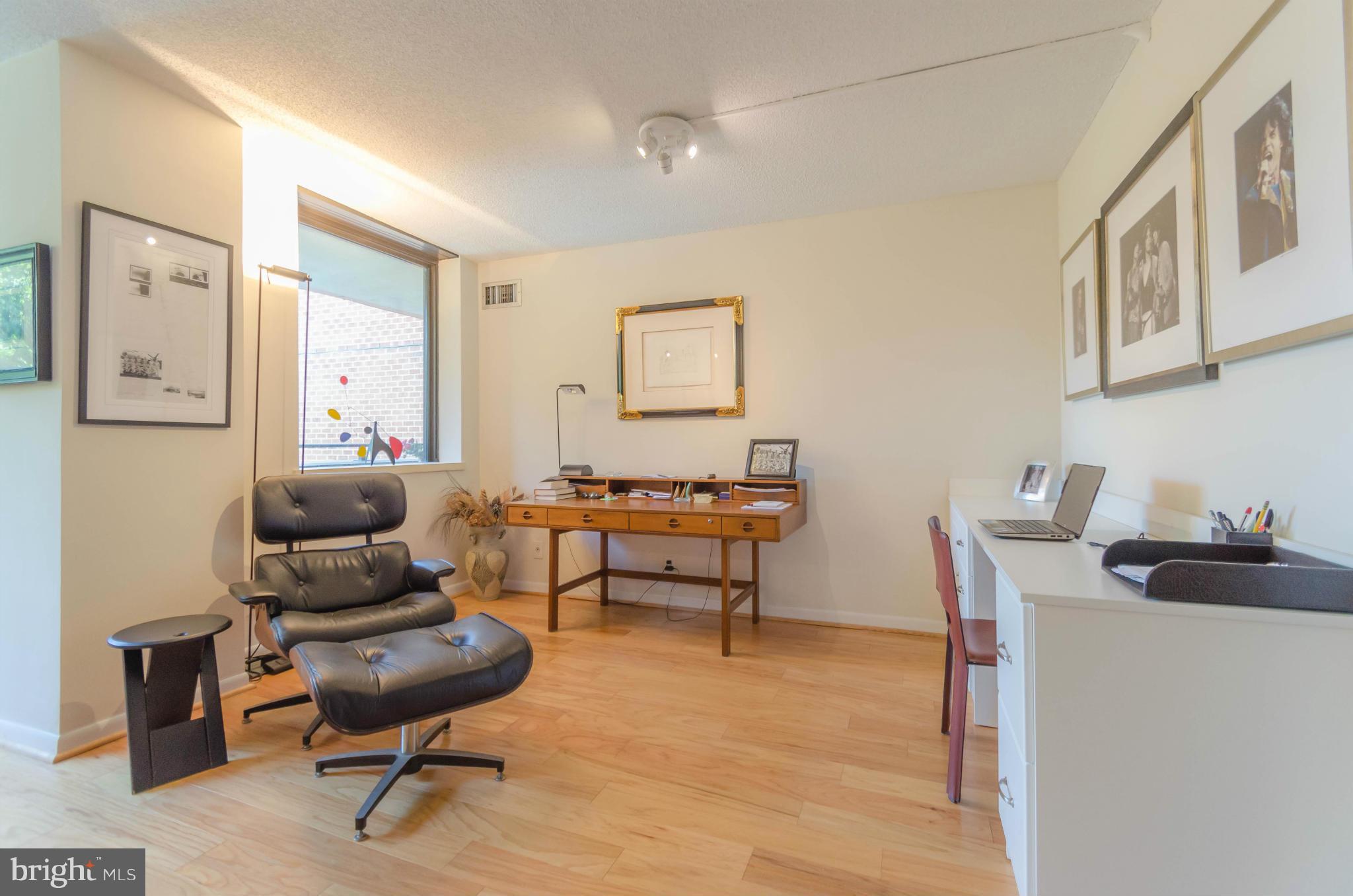 CROSS KEYS - Residential