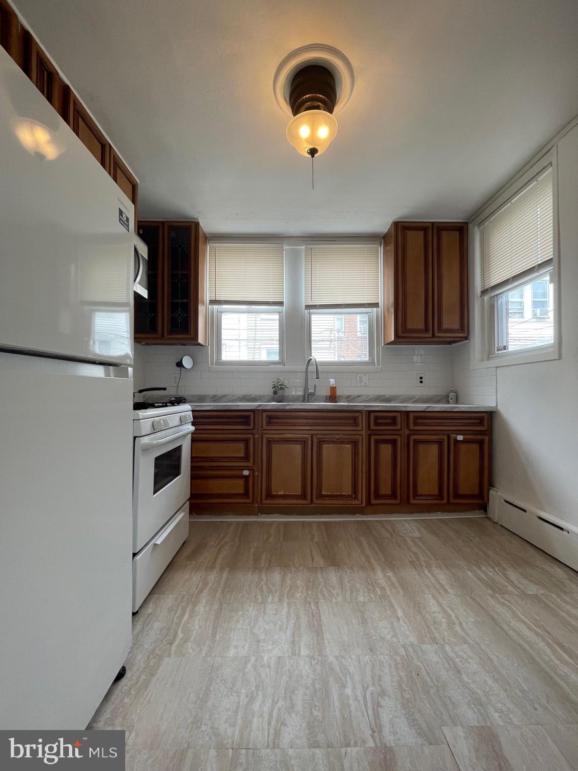 TACONY - Residential Lease