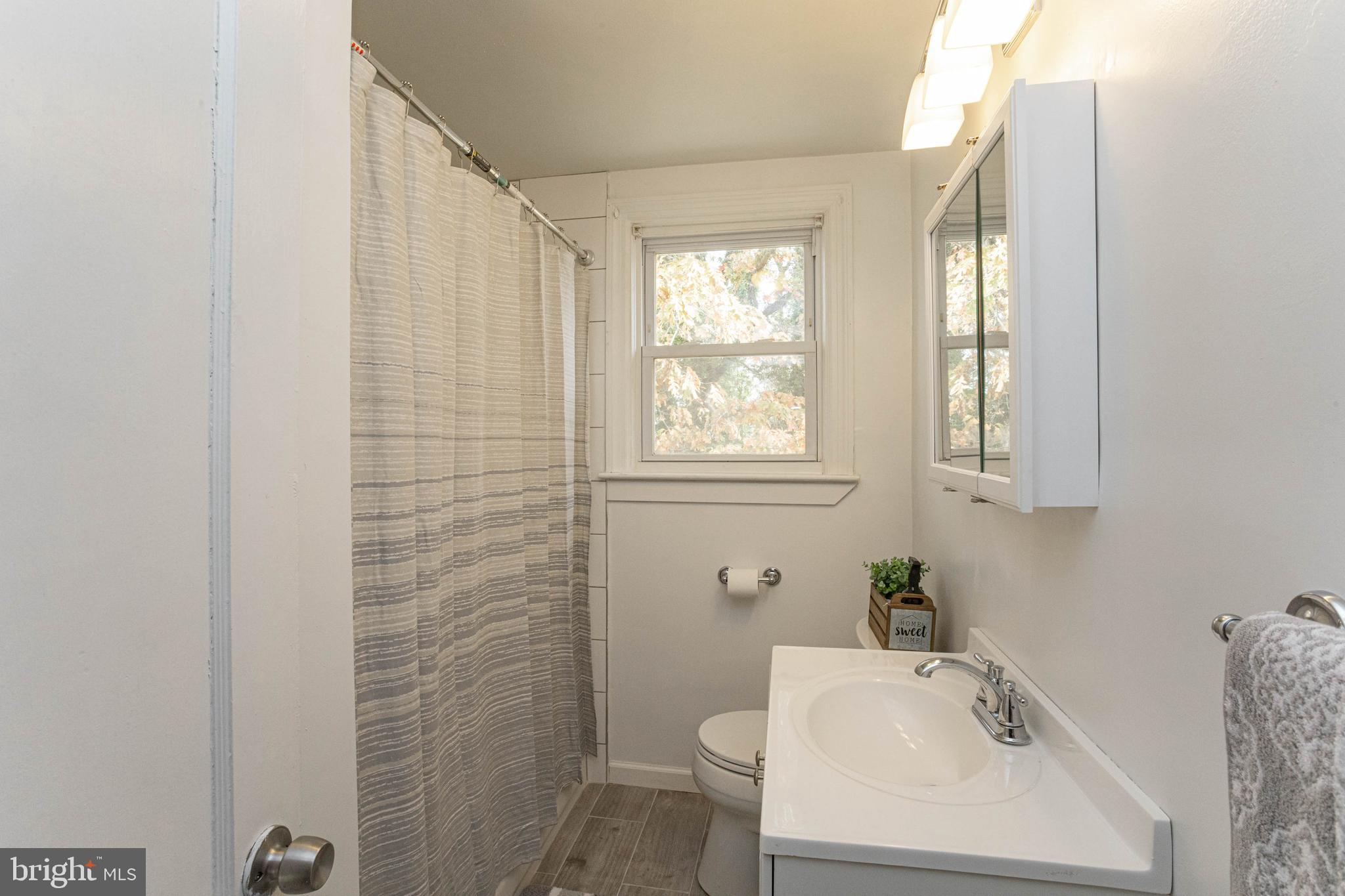 WES THILLS - Residential