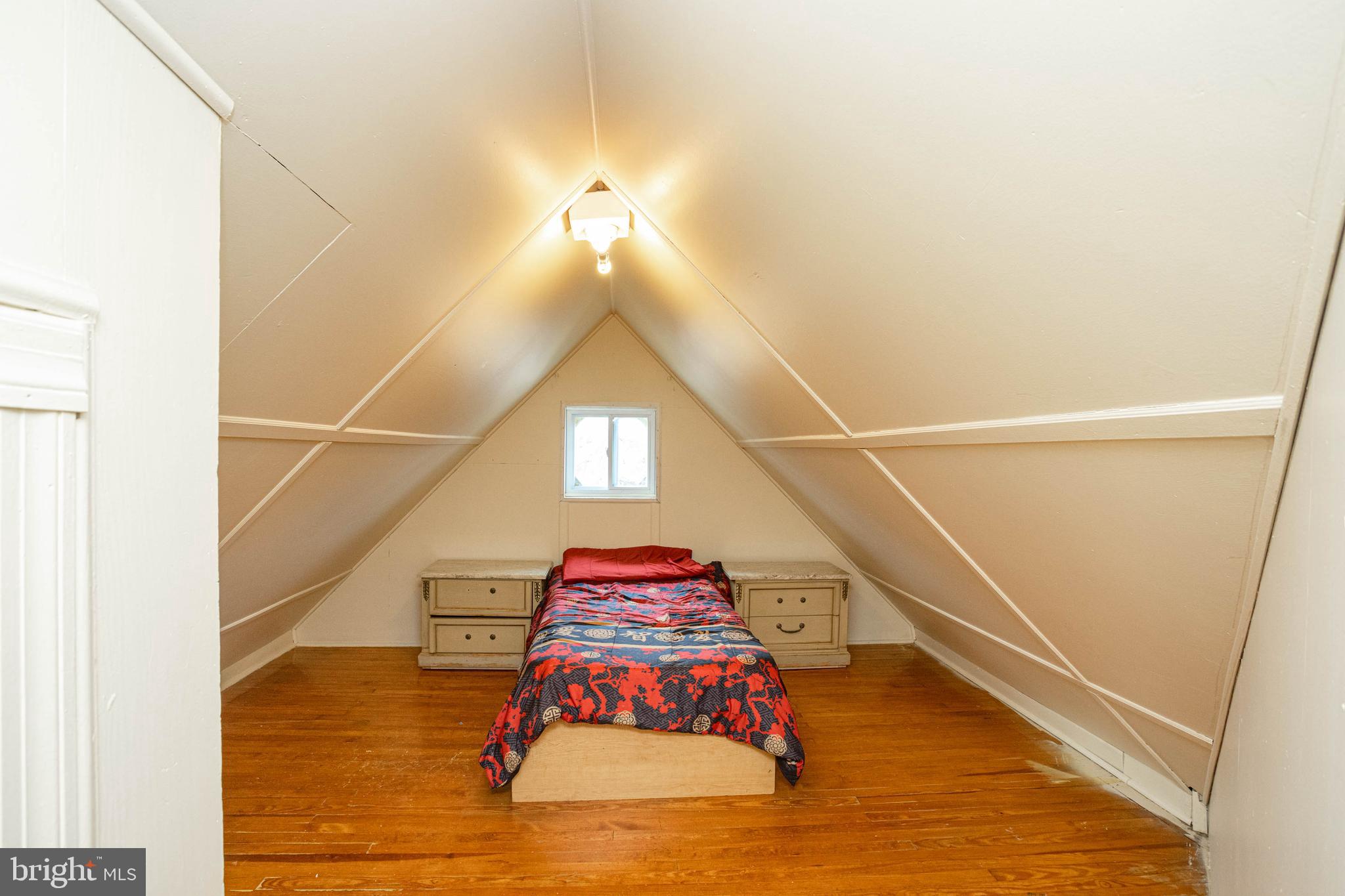 WES THILLS - Residential