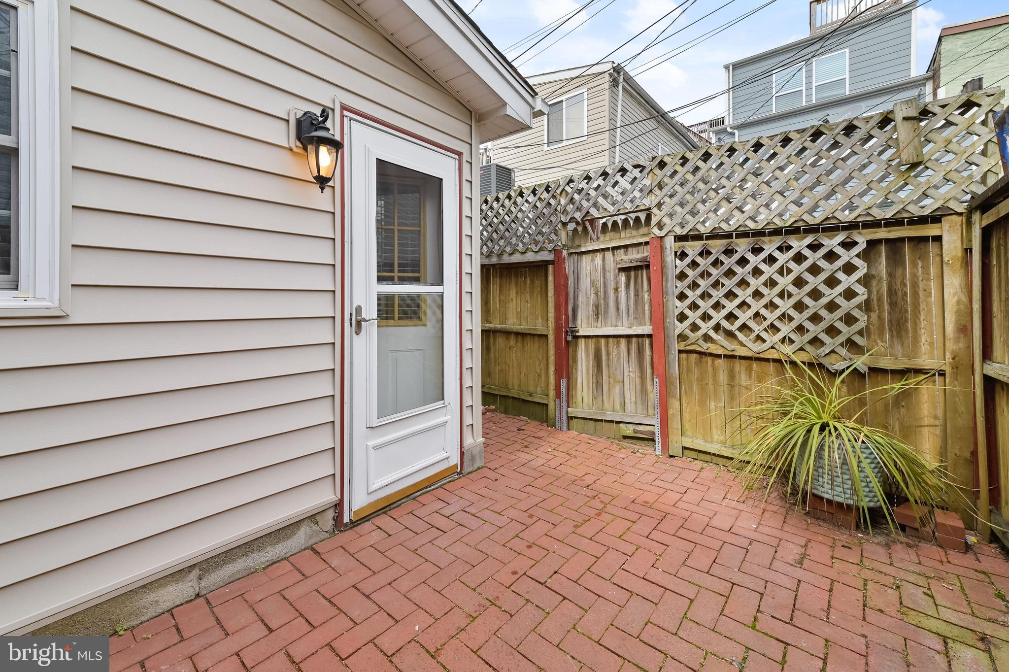 UPPER FELLS POINT - Residential