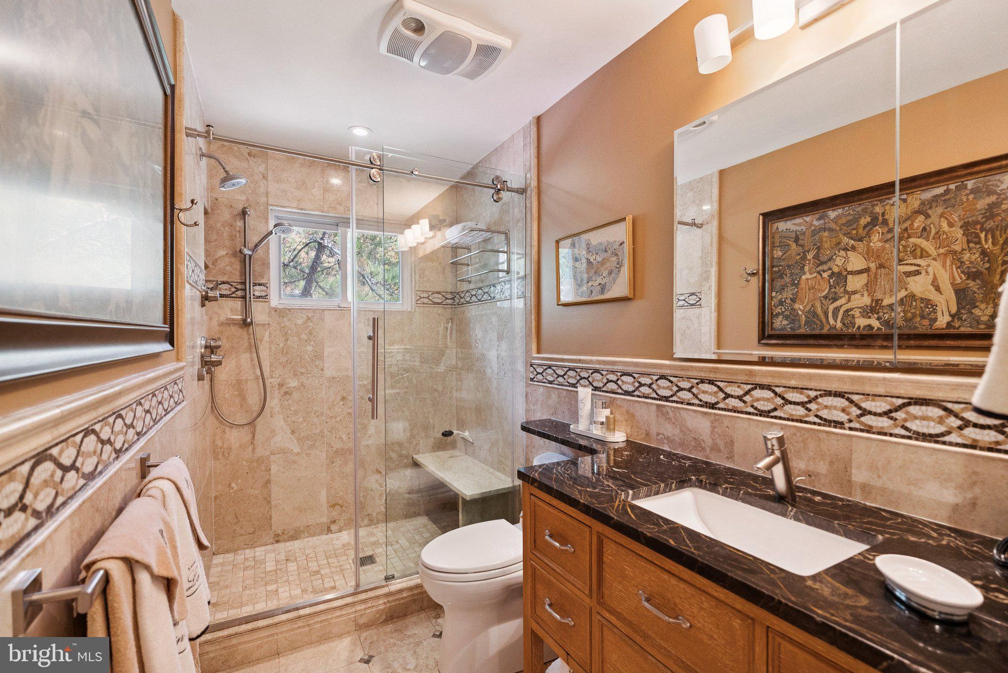 MARY KNOLLS - Residential