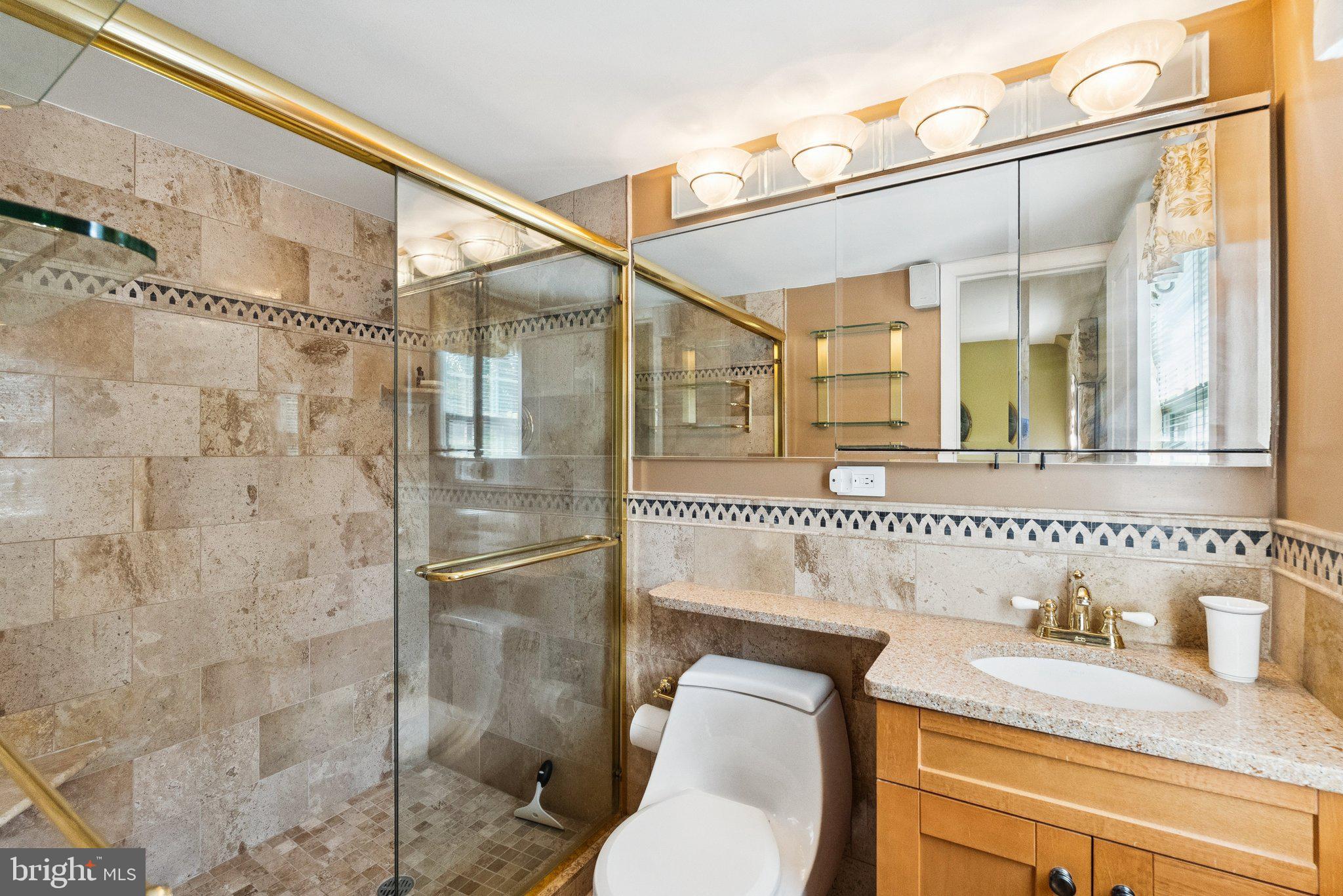 MARY KNOLLS - Residential