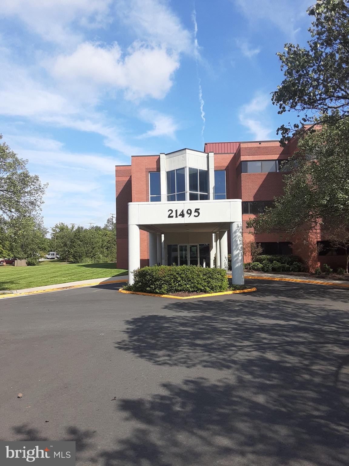 21495 RIDGETOP CIRCLE 106