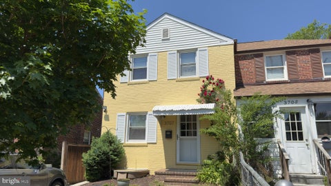 Photo of 3707 1st Road S, ARLINGTON, VA 22204 (MLS # VAAR2072970)