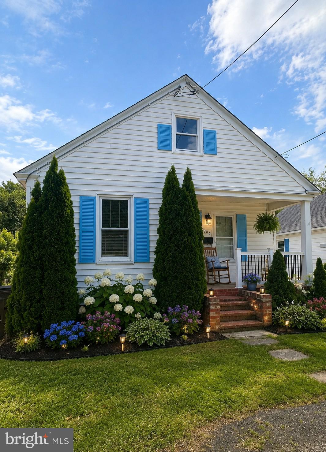 BAYLY - Residential