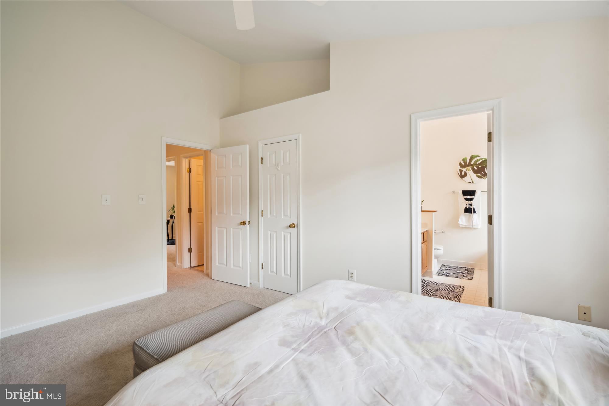 RUSSETT - Residential