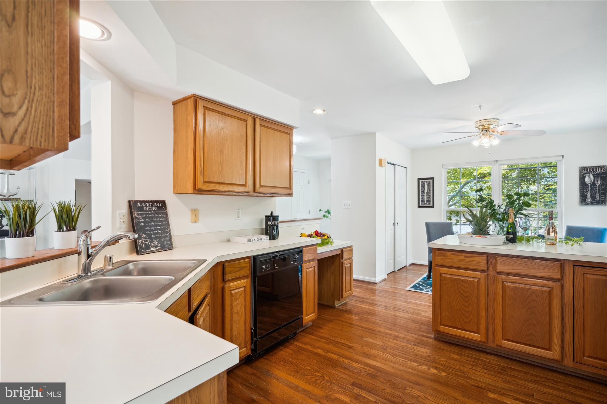 RUSSETT - Residential