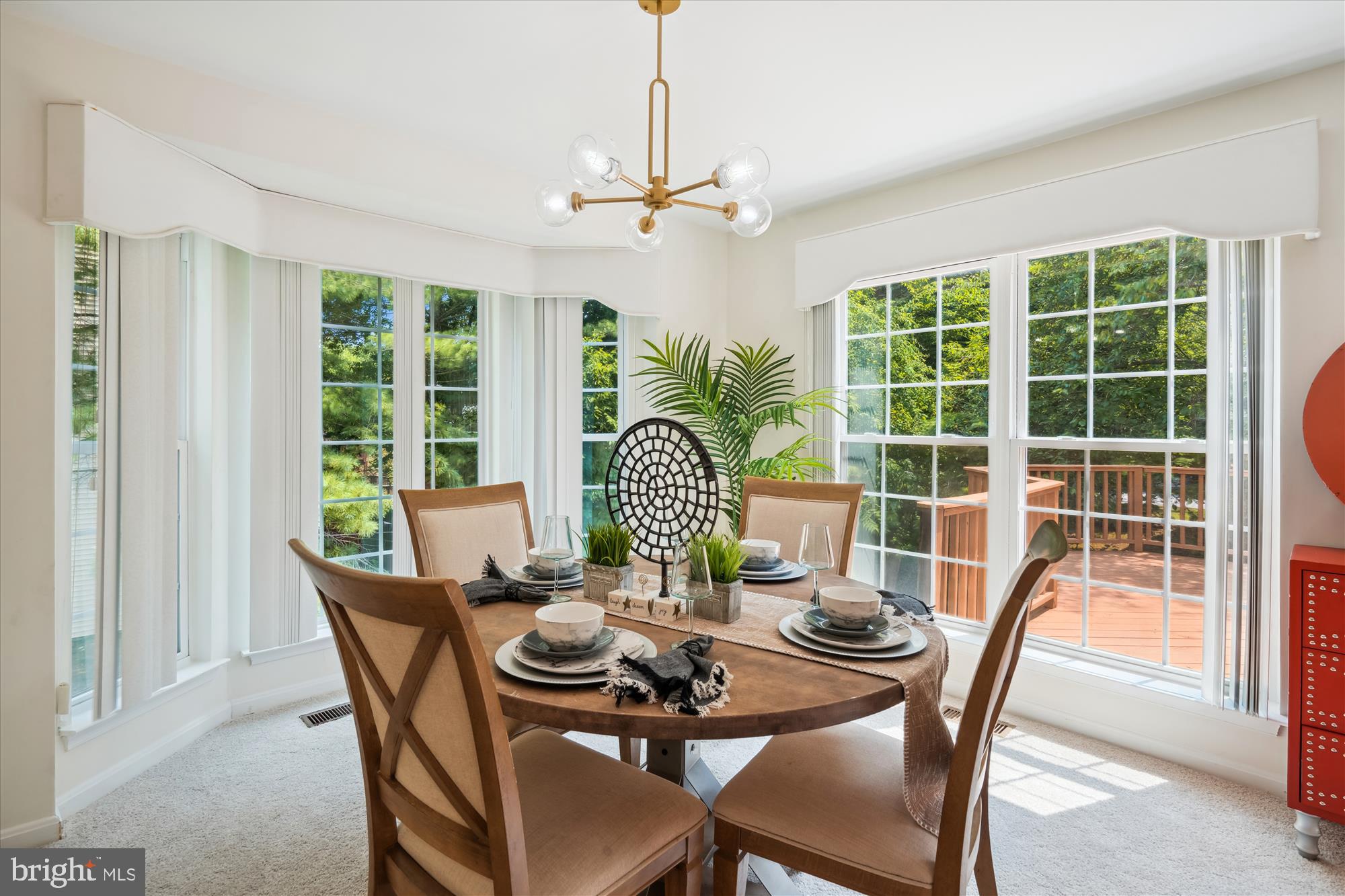 RUSSETT - Residential