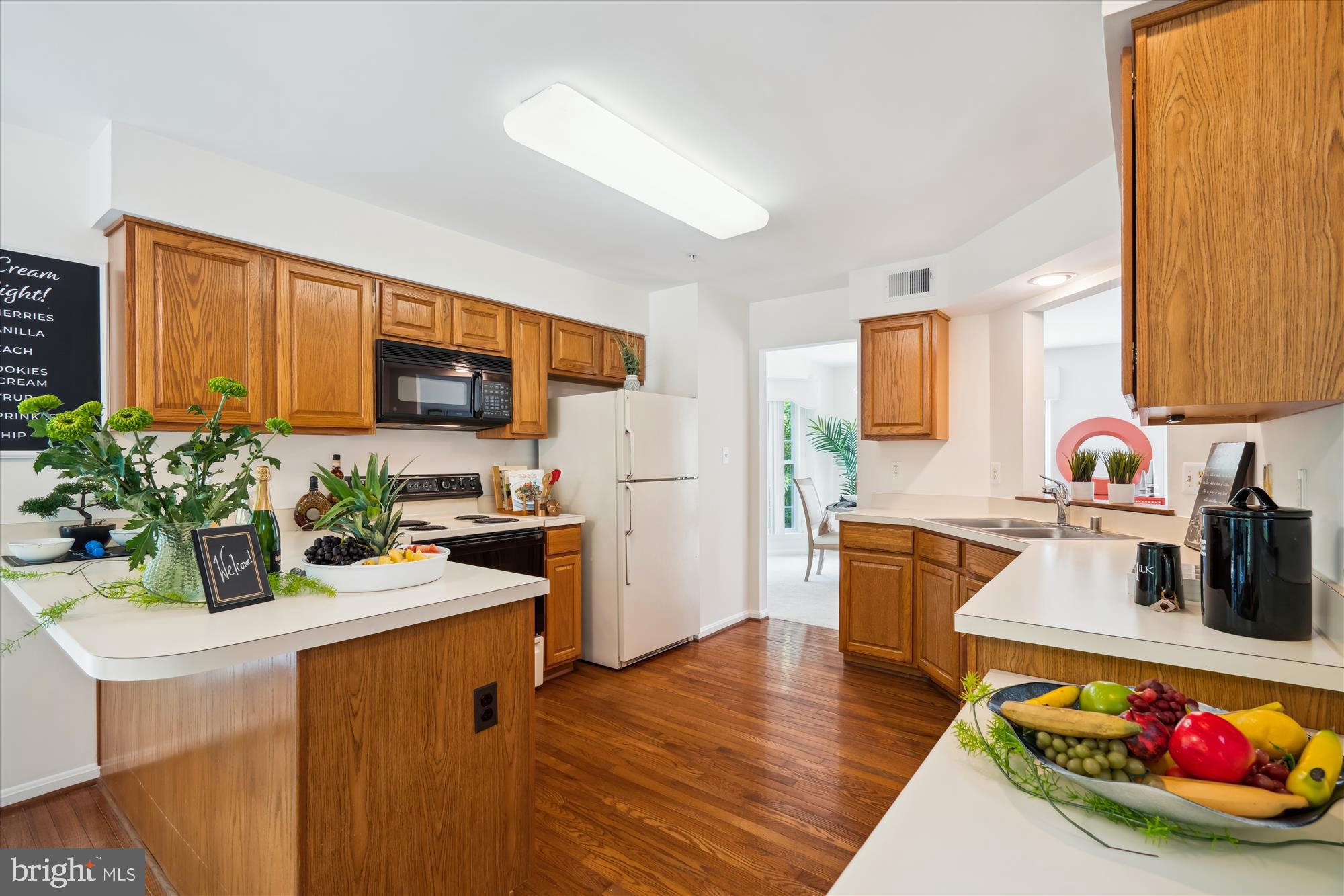 RUSSETT - Residential