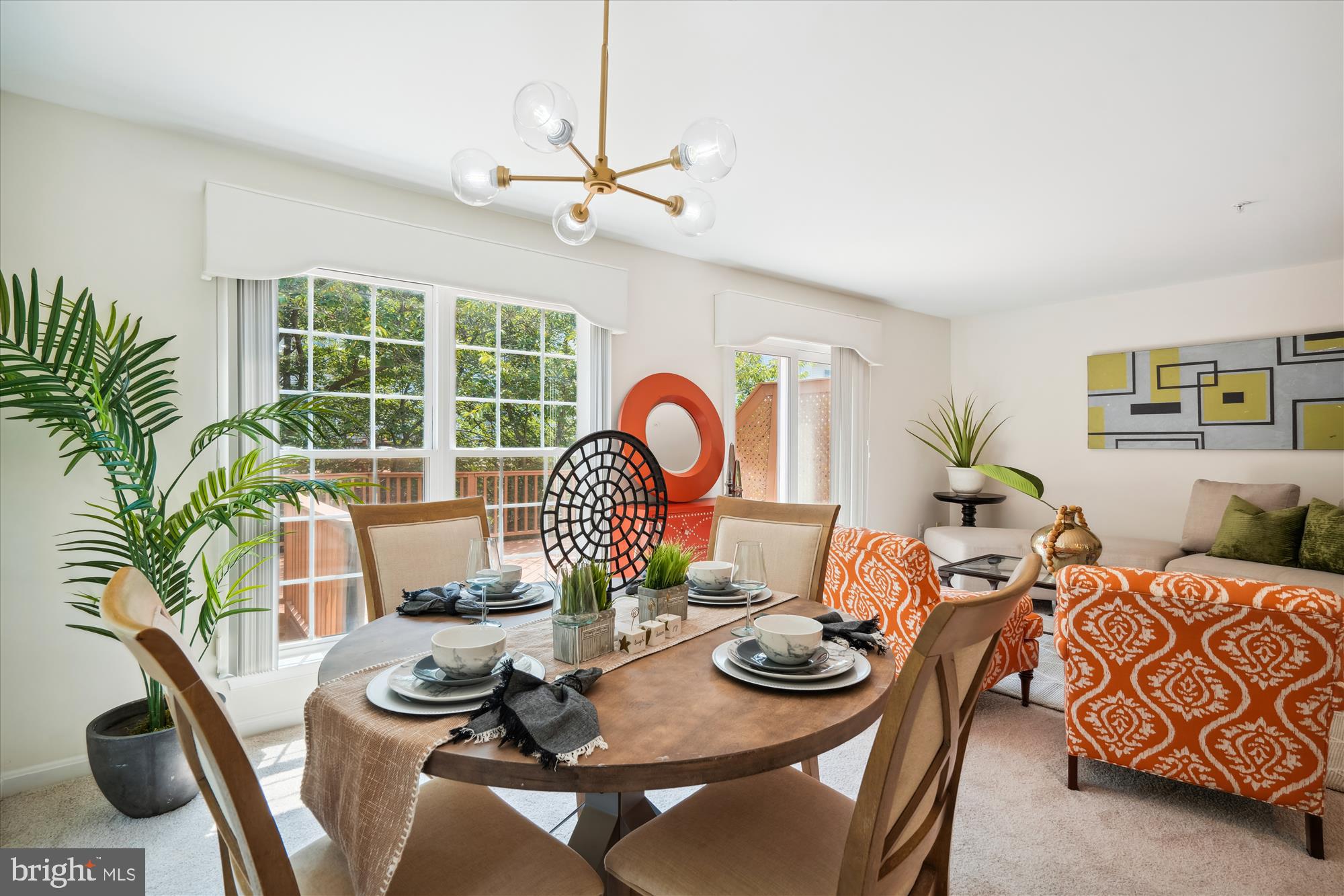 RUSSETT - Residential