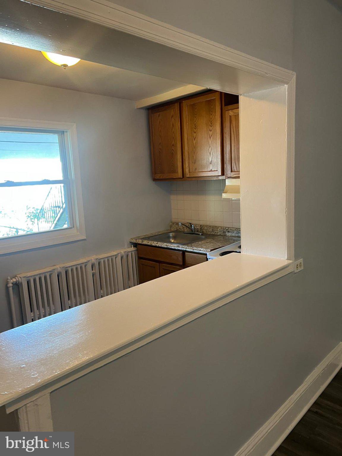 338 W 9TH STREET 1