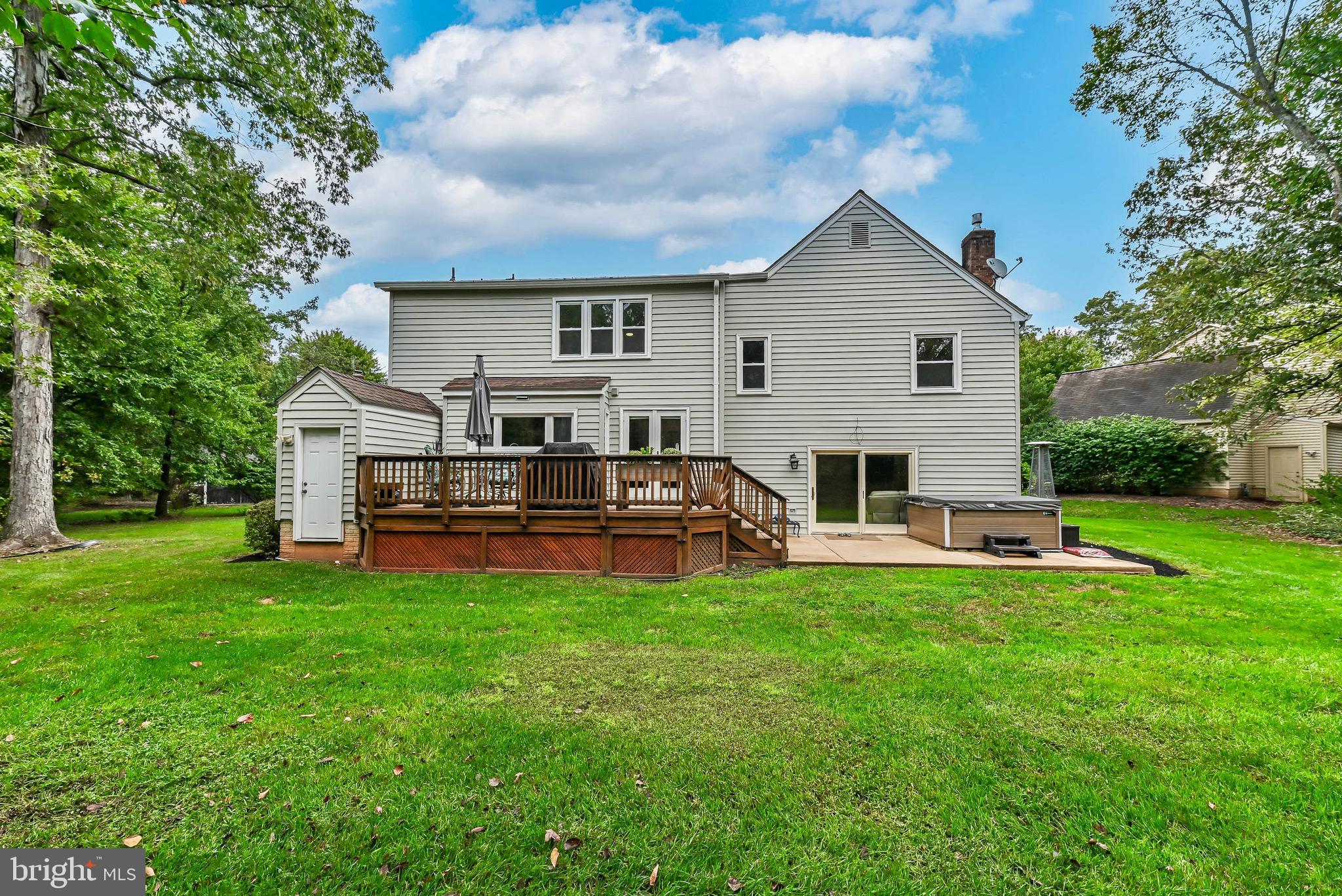 14 WEBLEY COURT