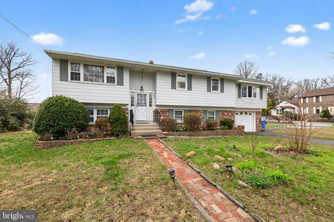 Homes For Sale - 602 Woodland Avenue<br/> CHERRY HILL, NJ 08002